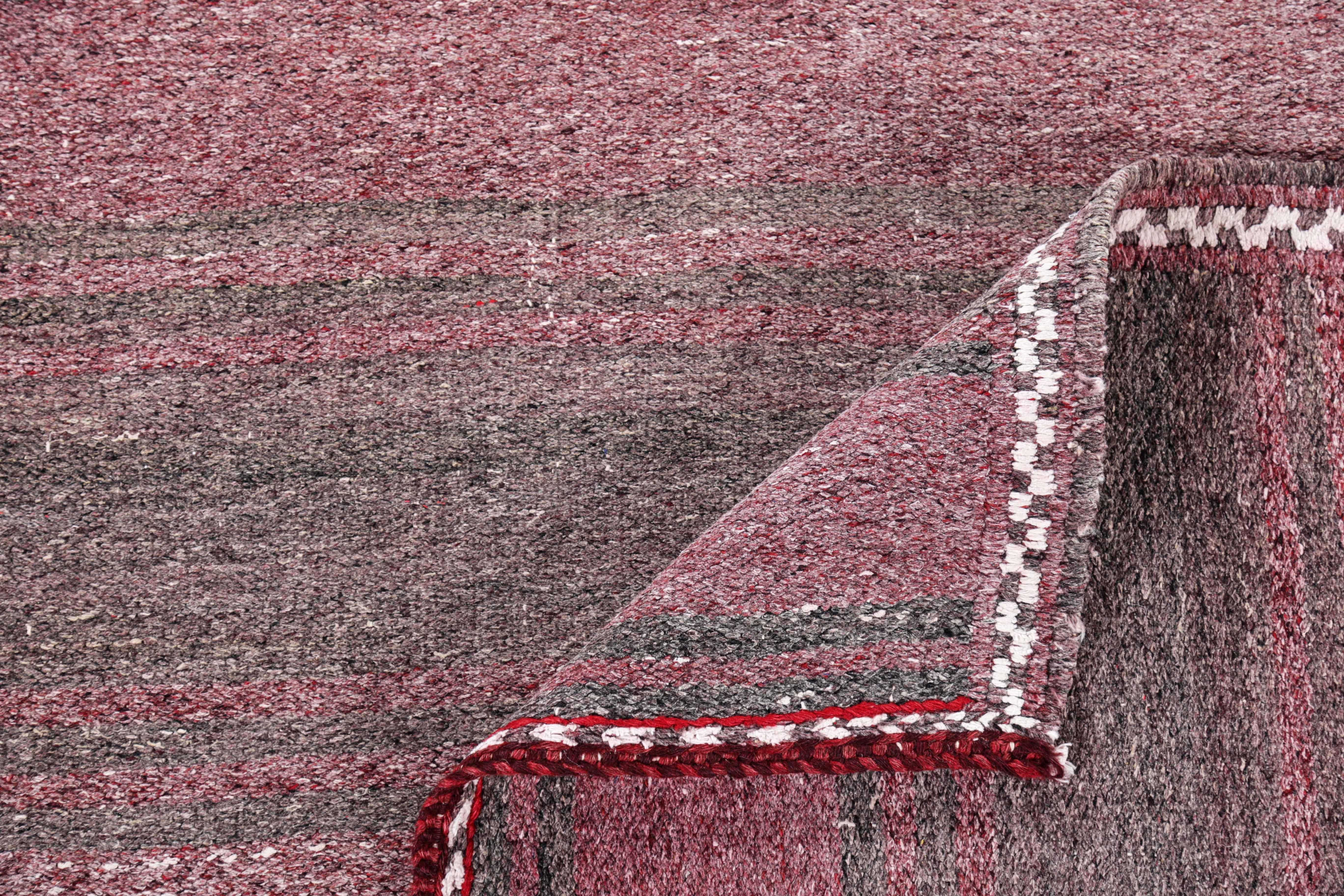 Antiker persischer Teppich im Kelim-Design (20. Jahrhundert) im Angebot