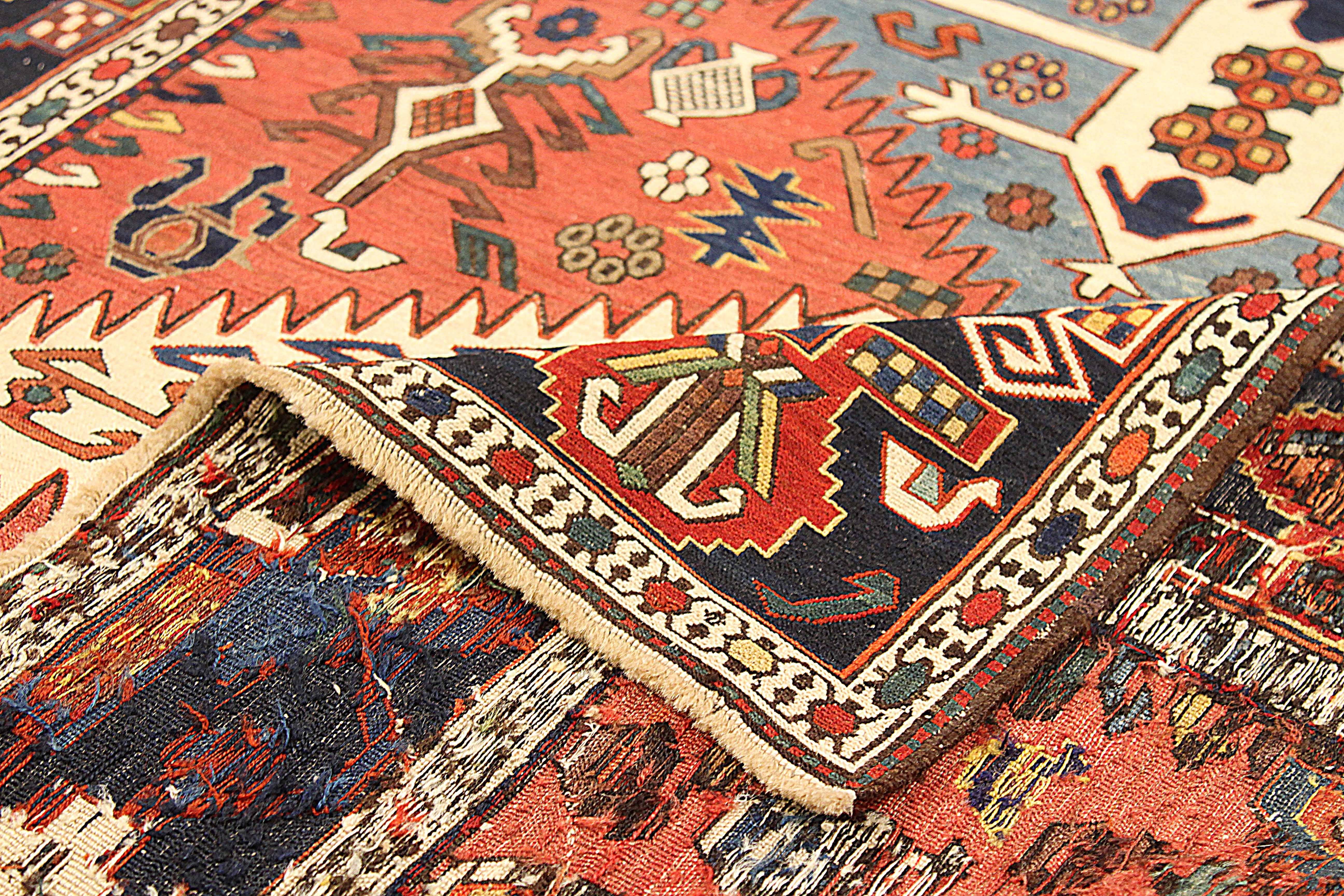 Antique Persian Area Rug Kilim Design In Excellent Condition For Sale In Dallas, TX