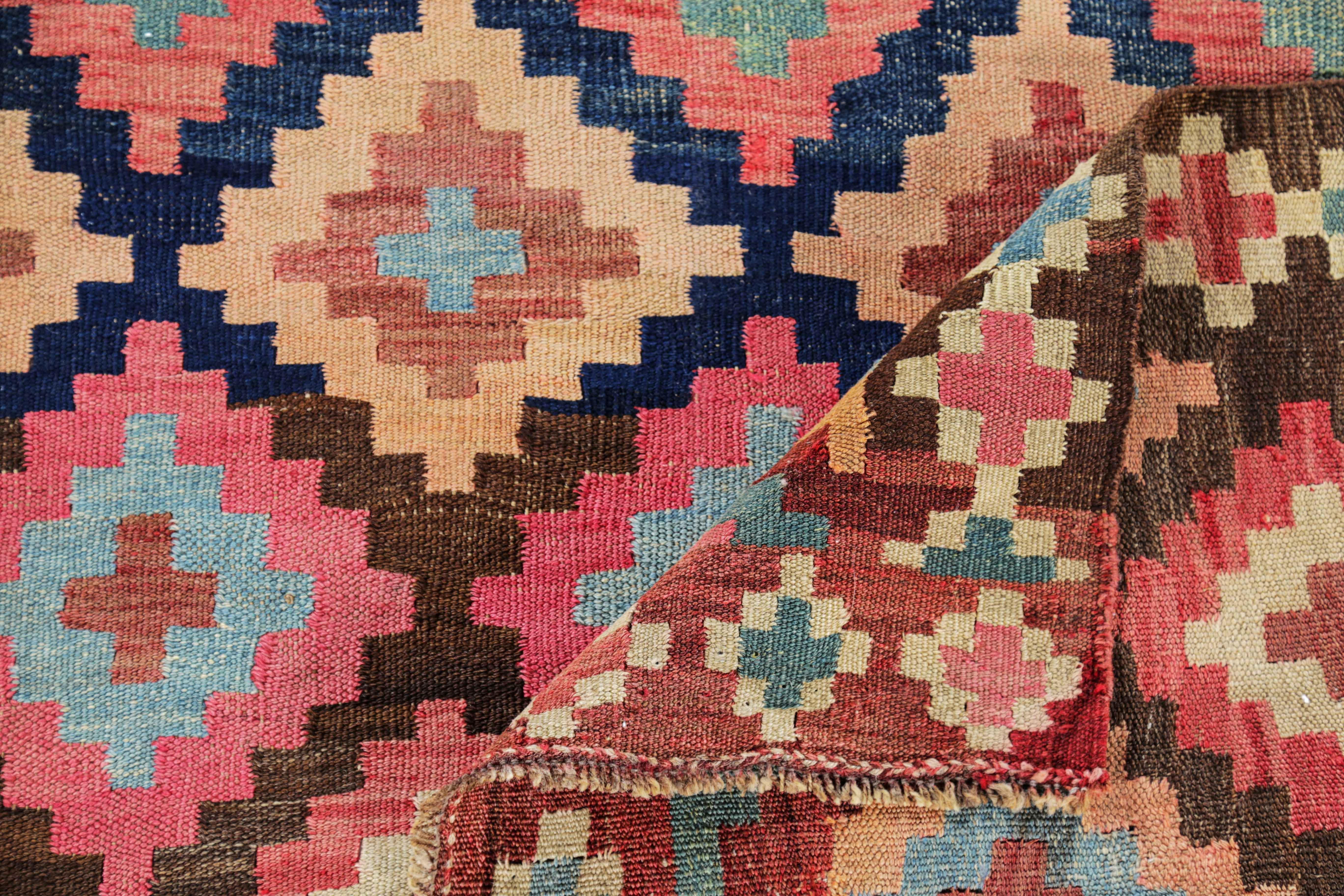 Lana Antico tappeto persiano Rug & Kilim Design in vendita