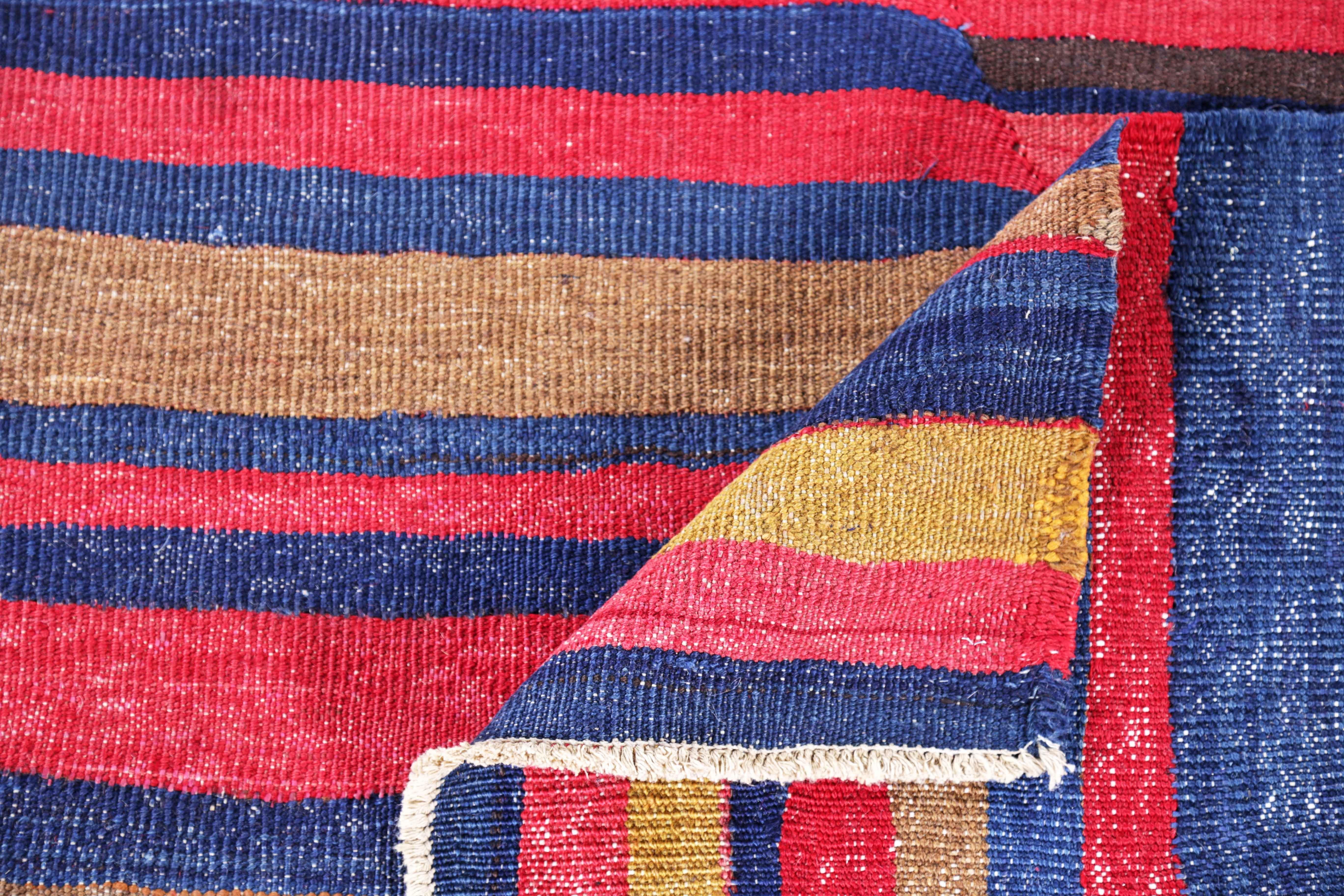 XX secolo Antico tappeto persiano Rug & Kilim Design in vendita
