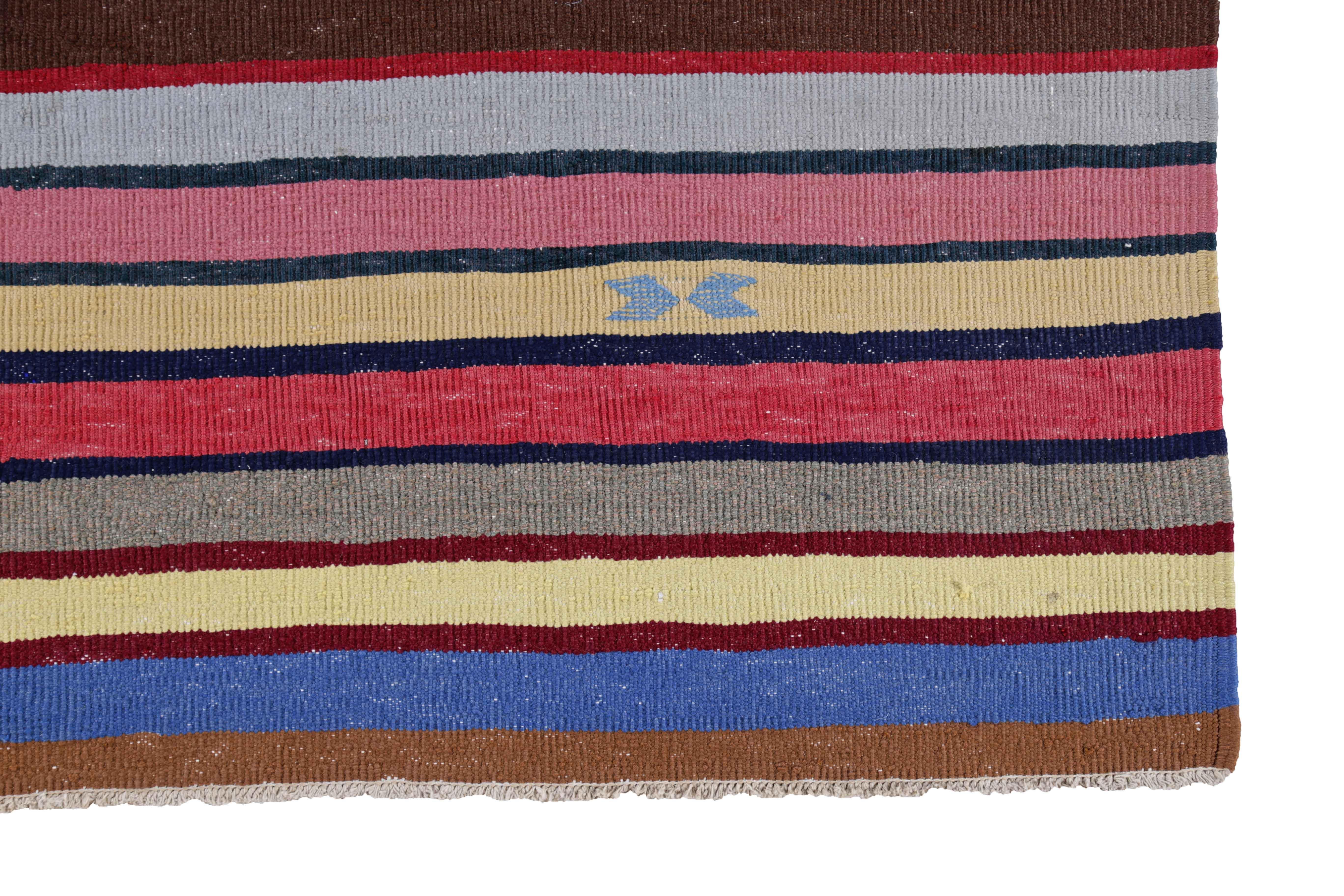 Alfombra Persa Antigua Kilim Design siglo XX en venta