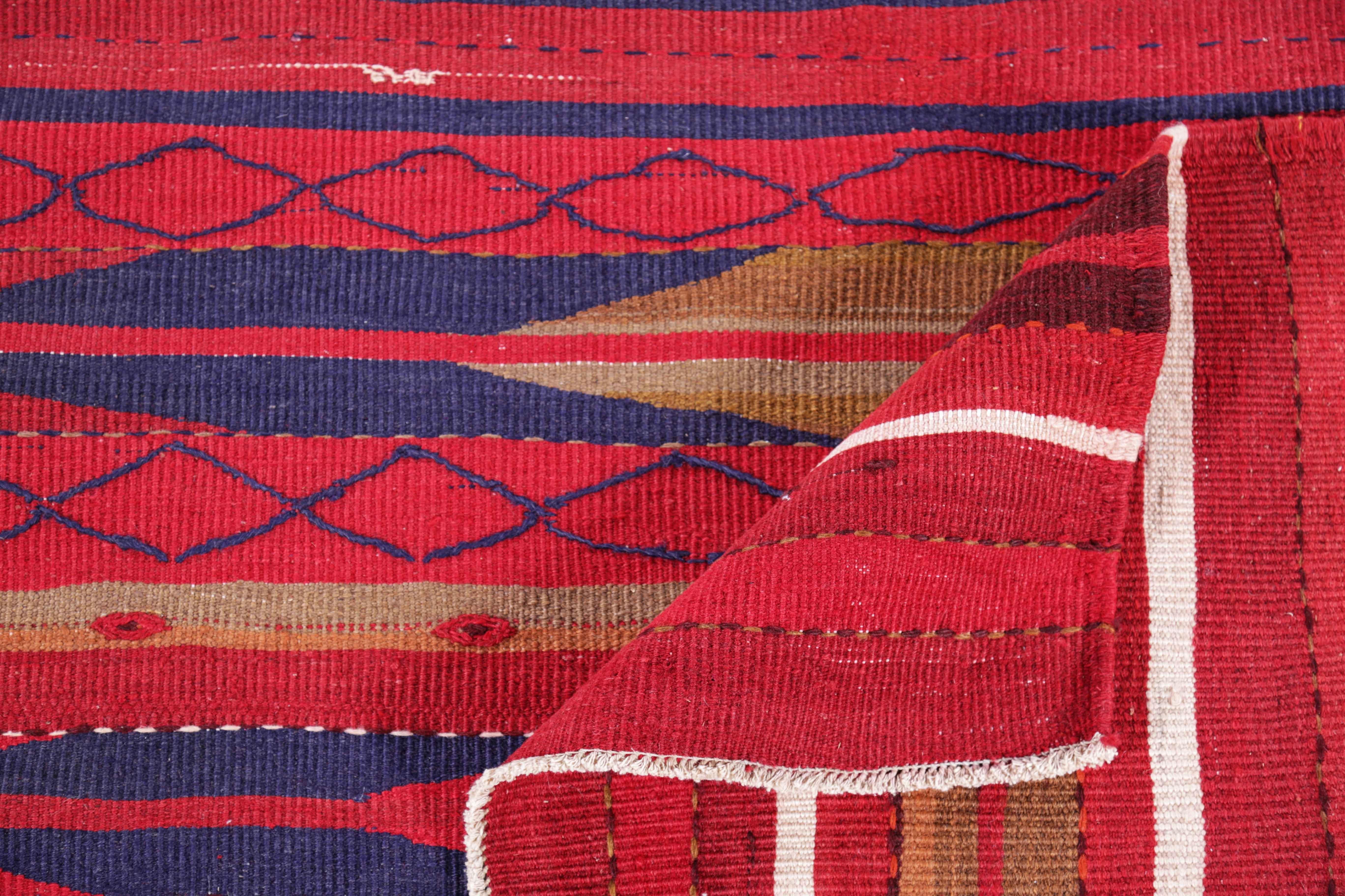 Antiker persischer Teppich im Kelim-Design (Wolle) im Angebot