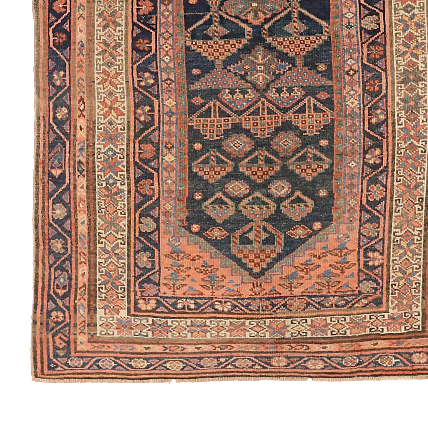 Autre Tapis persan ancien à motif Lori en vente