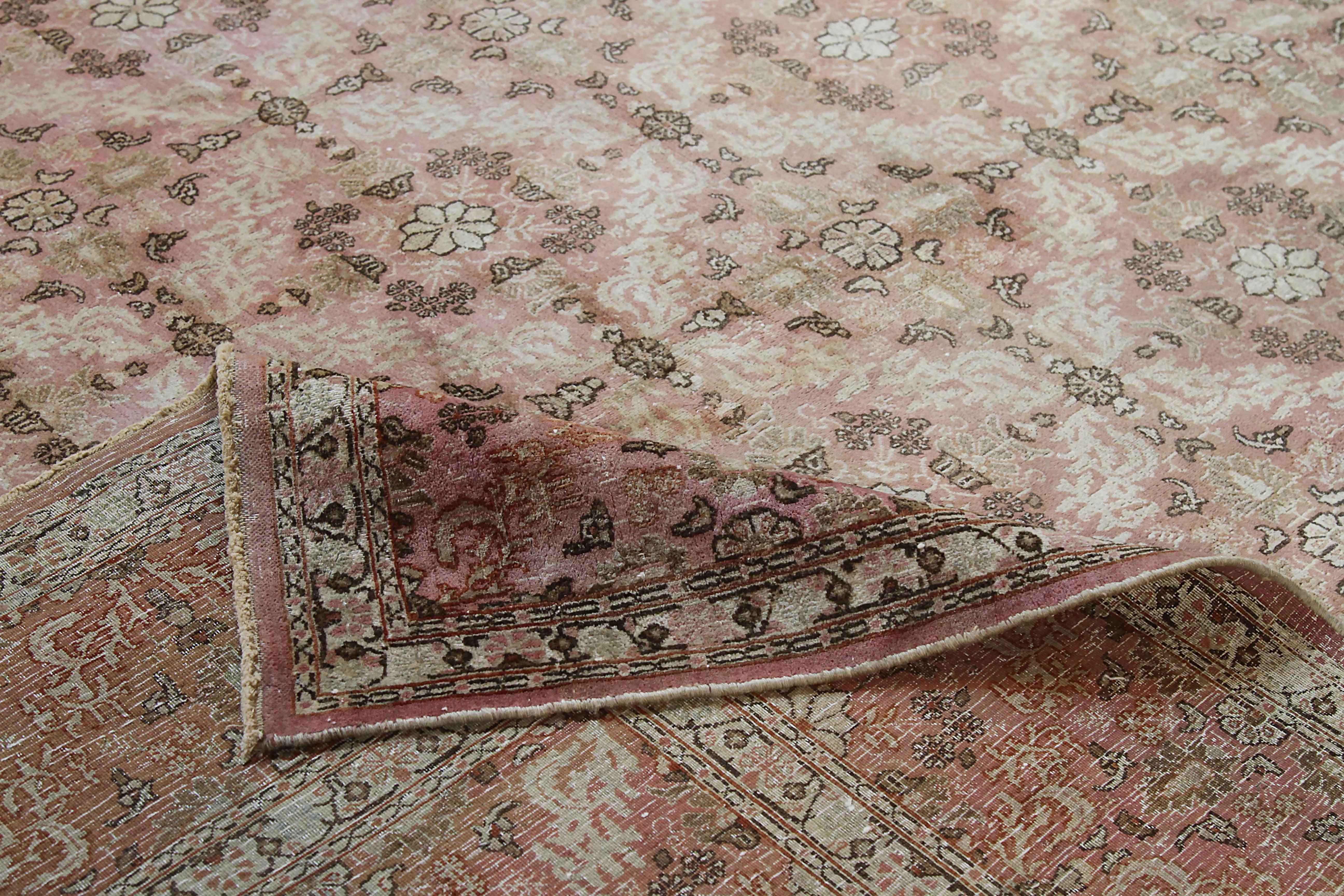 Hand-Woven Antique Persian Area Rug Moud Design For Sale