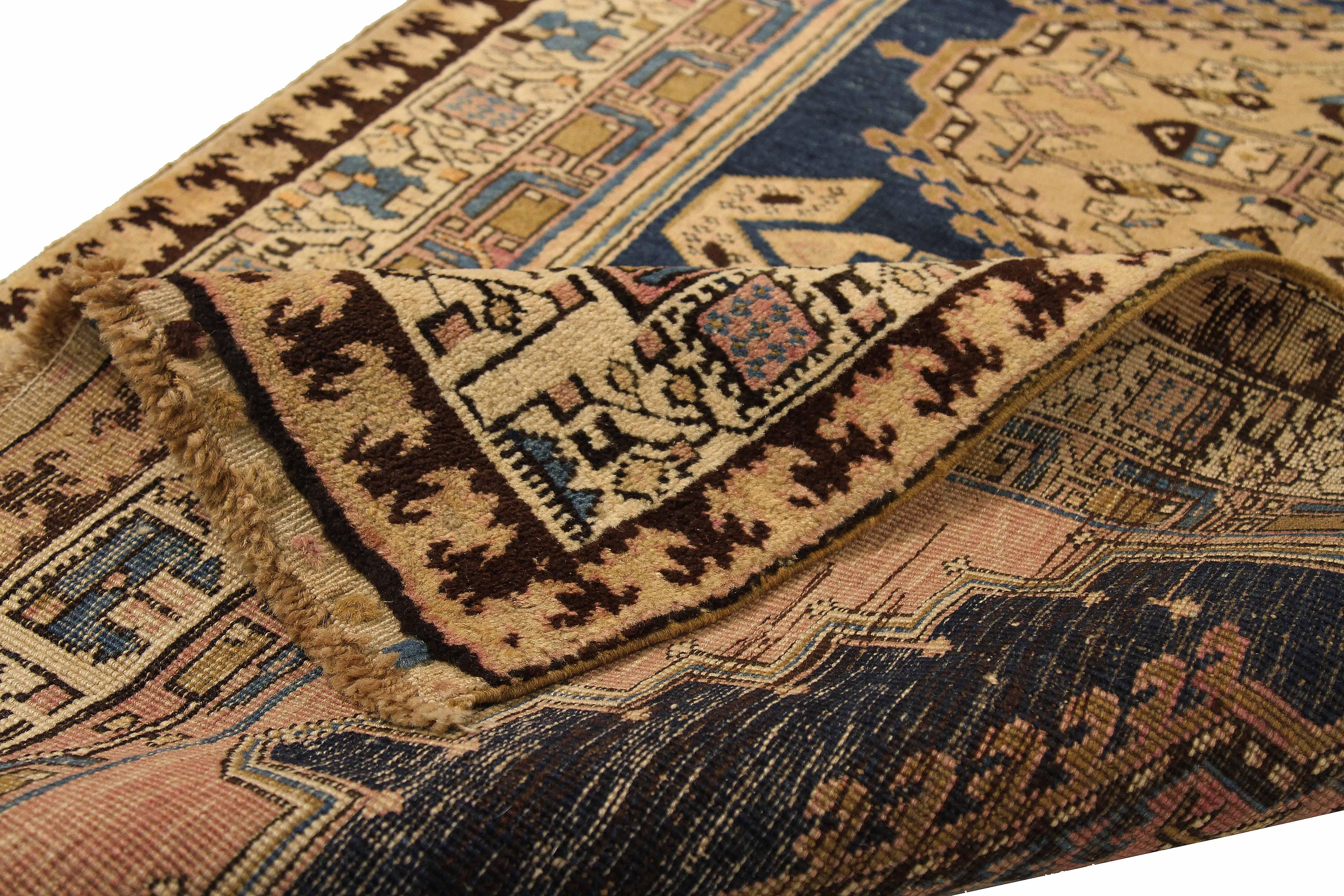 Perse Tapis persan ancien Sarab Design en vente