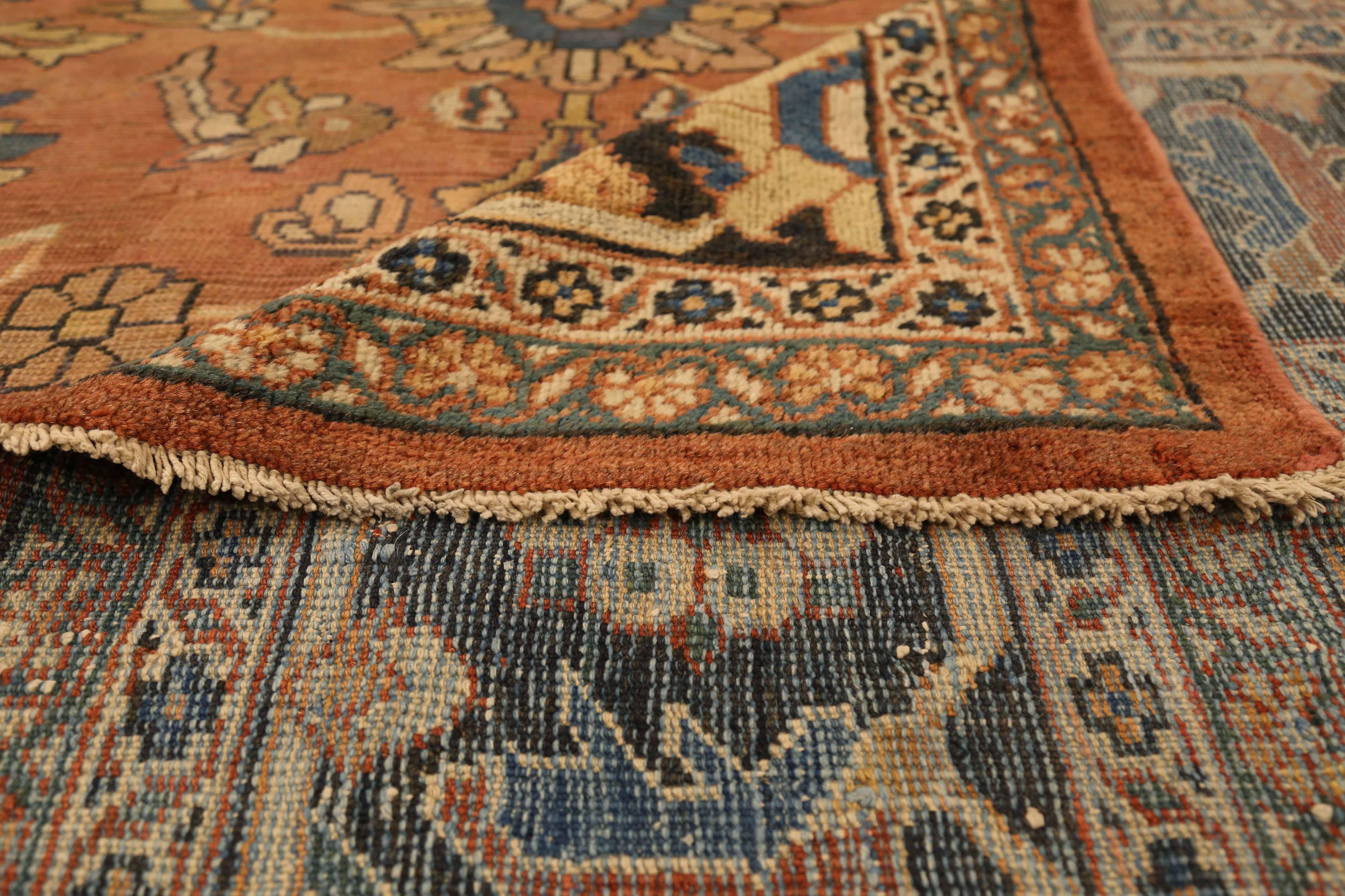Tissé à la main Tapis persan ancien design Sultanabad en vente