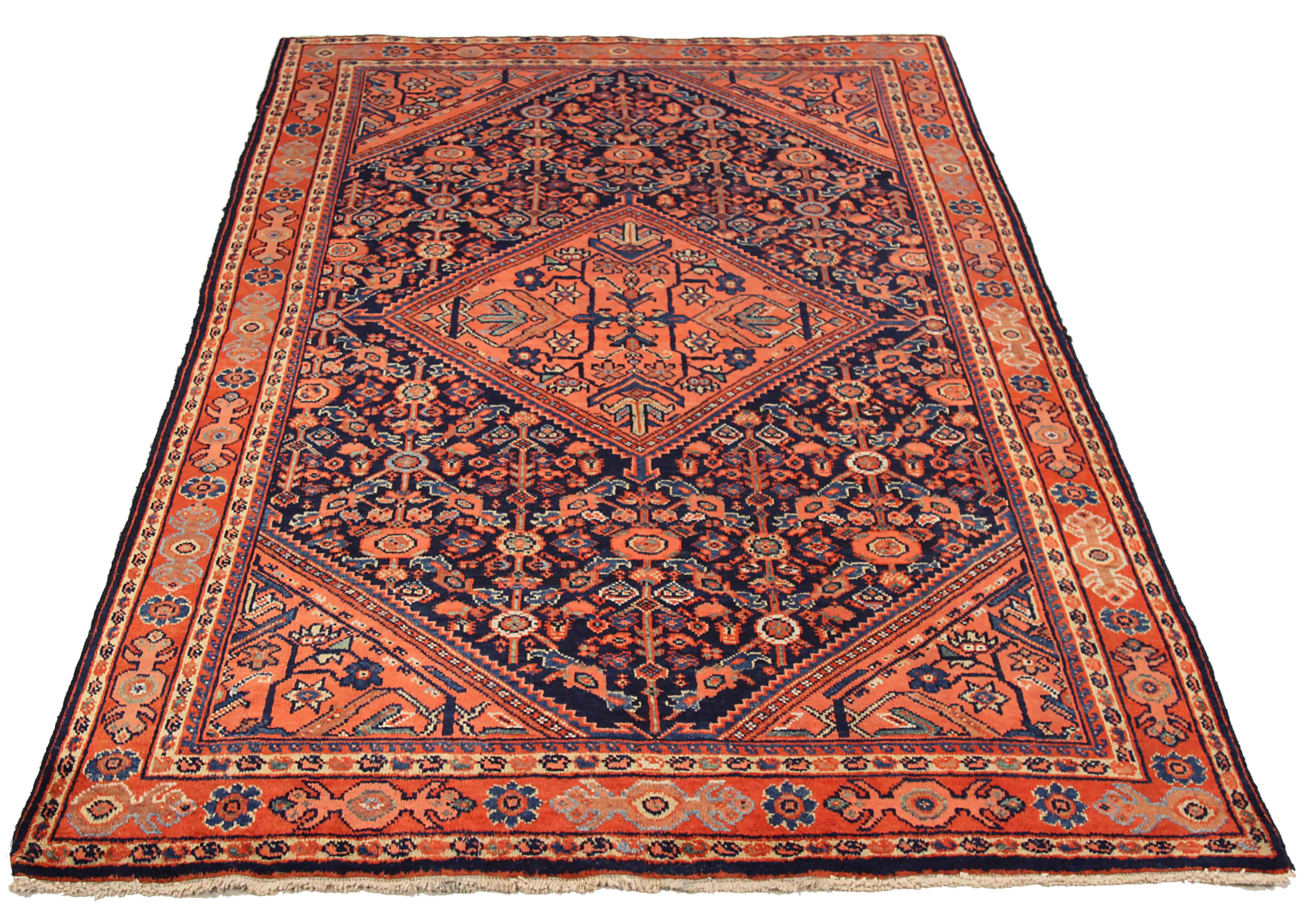 Antiker persischer Teppich, handgewebt aus feinster Schafswolle. Es ist mit natürlichen pflanzlichen Farbstoffen gefärbt, die für Menschen und Haustiere sicher sind. Es ist ein traditionelles Sultanabad-Design, das von erfahrenen Kunsthandwerkern