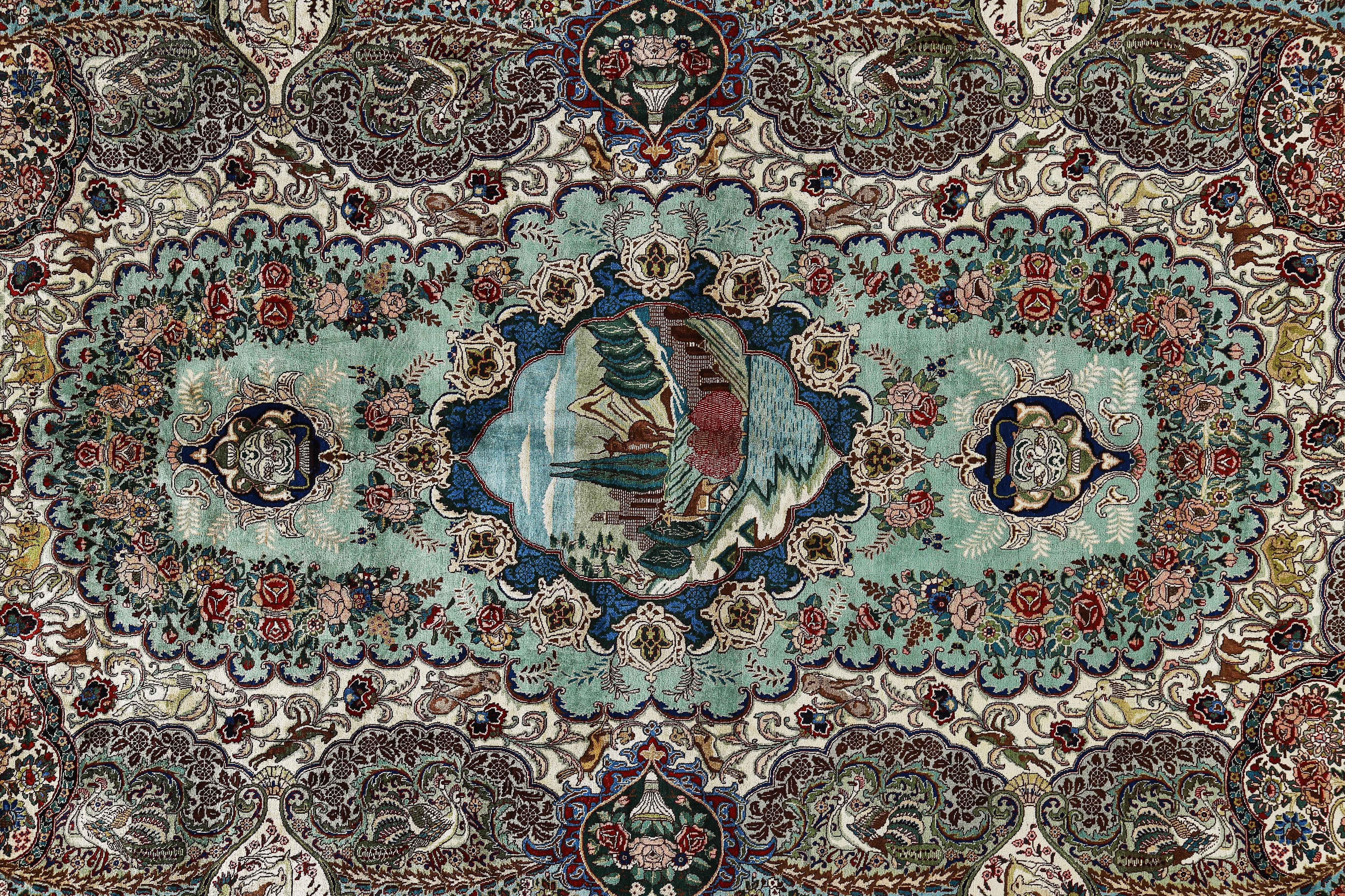Tappeto persiano antico Tabriz Design in vendita 6