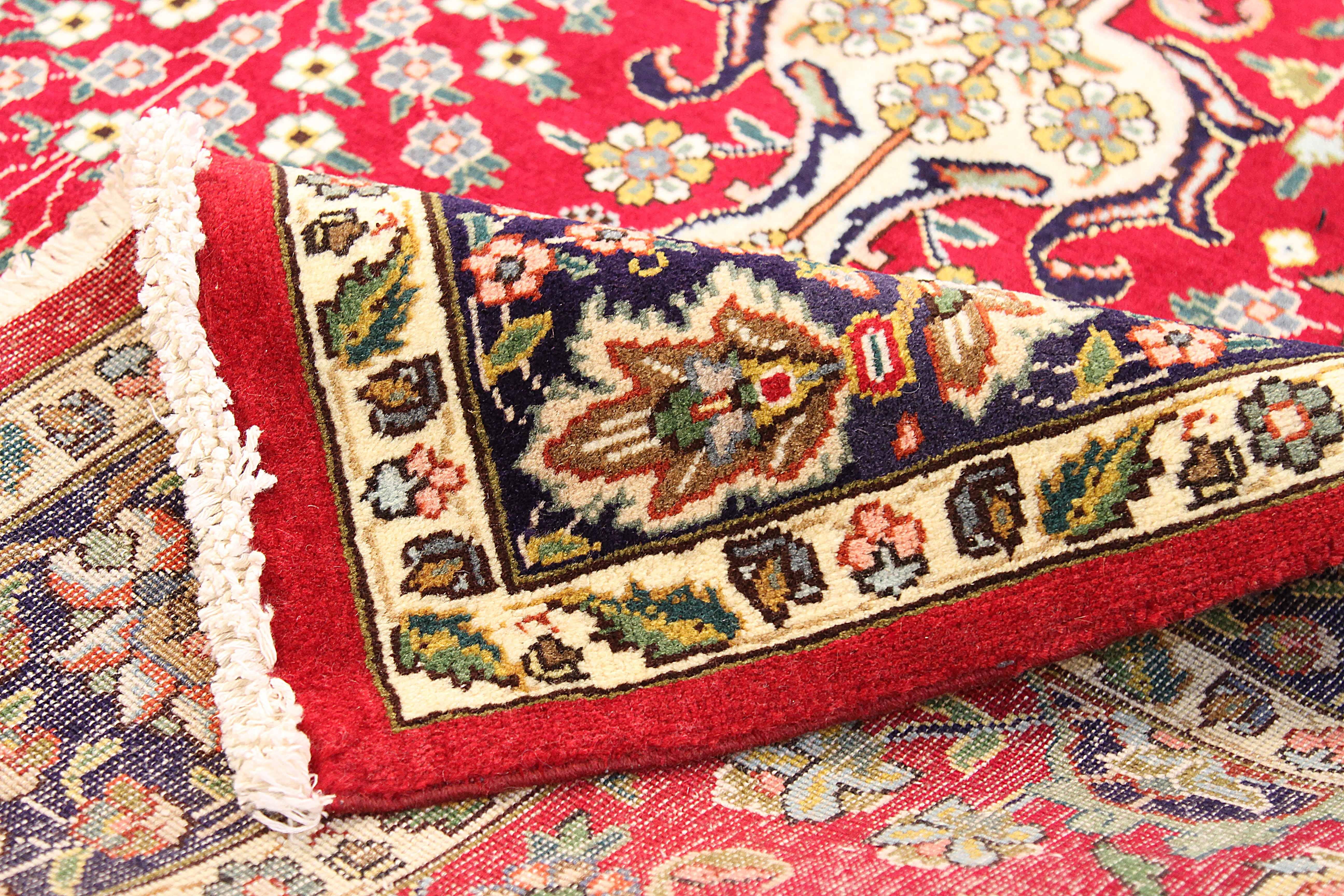 Tissé à la main Tapis persan ancien motif Tabriz en vente