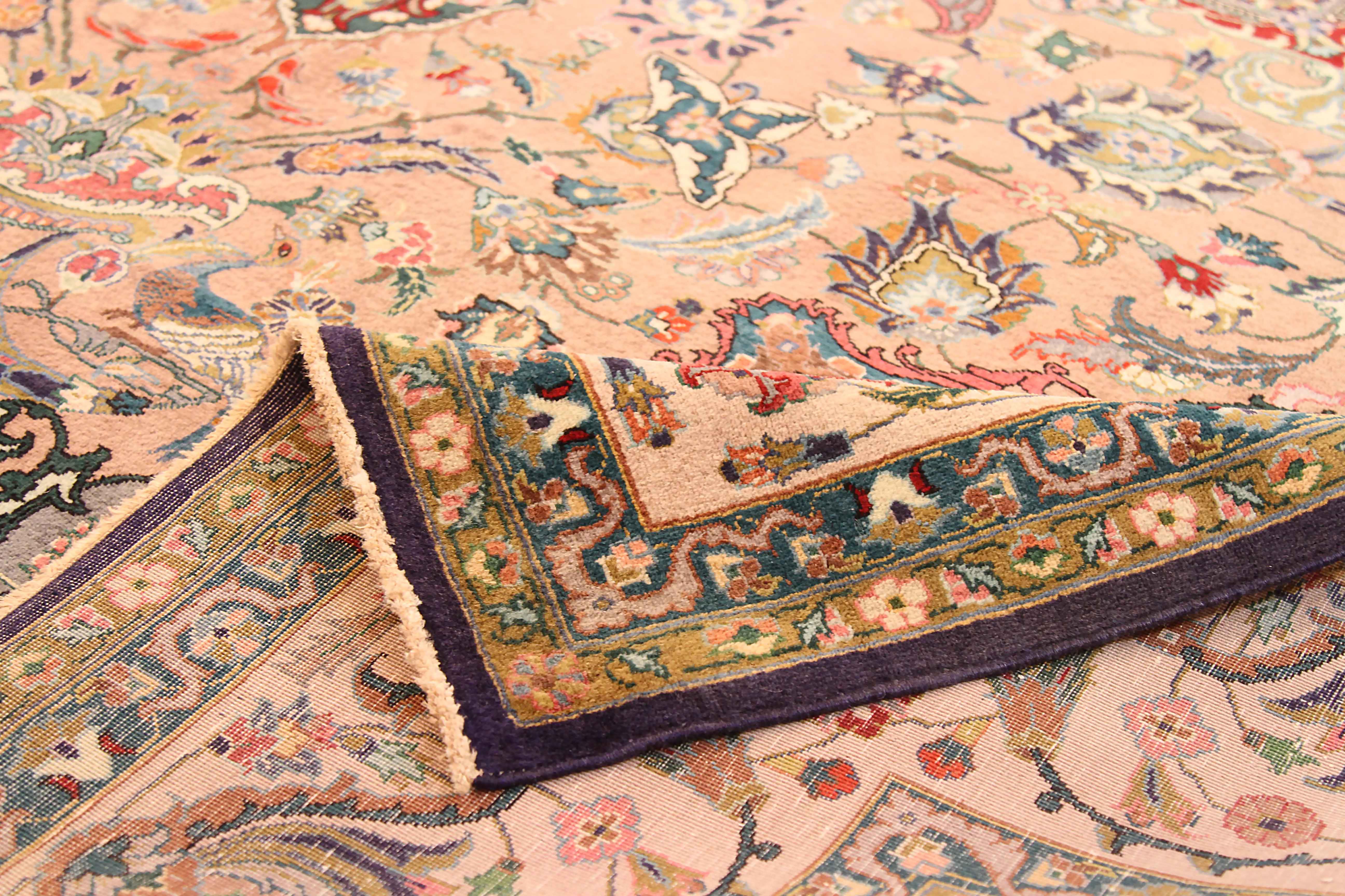 Antique Persian Area Rug Tabriz Design In Excellent Condition For Sale In Dallas, TX