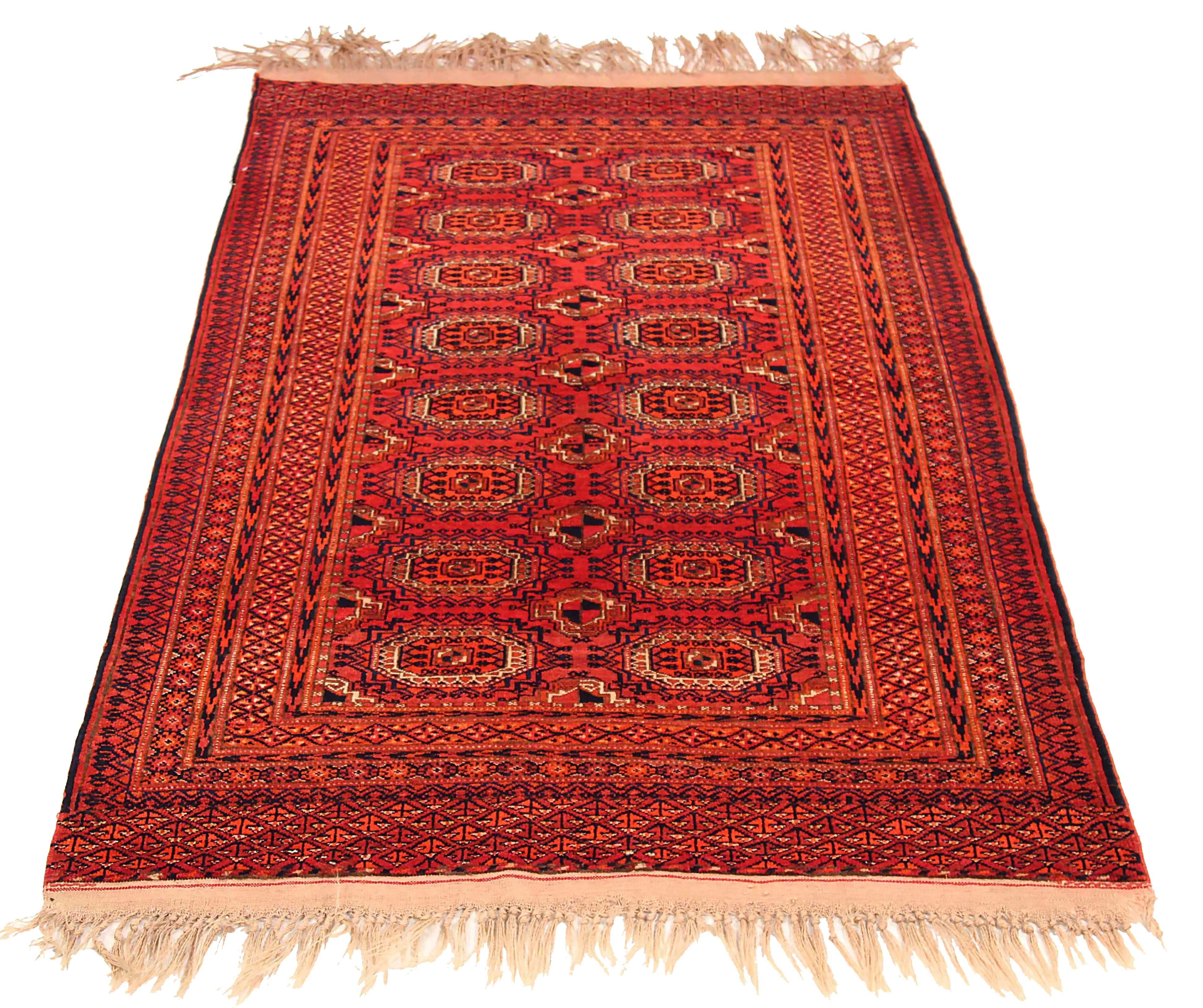 Antique Persian area rug handwoven from the finest sheep’s wool. It’s colored with all-natural vegetable dyes that are safe for humans and pets. It’s a traditional Turkish design handwoven by expert artisans. It’s a lovely area rug that can be
