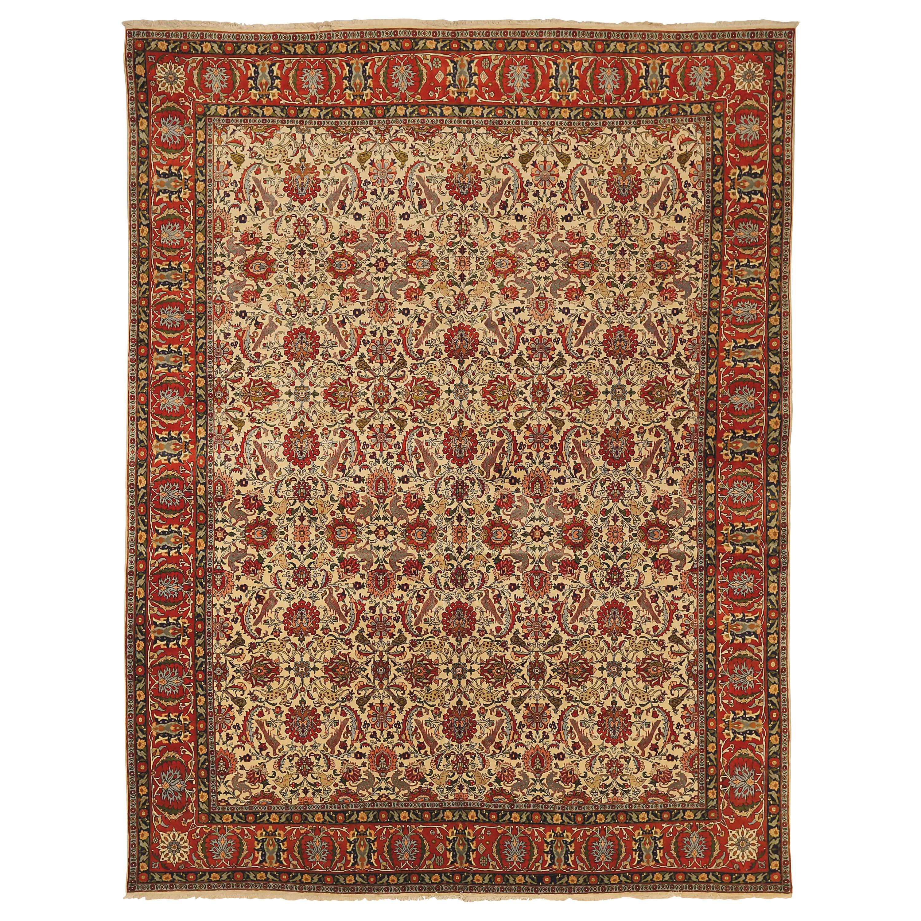 Antiker persischer Teppich Varamin-Design im Angebot