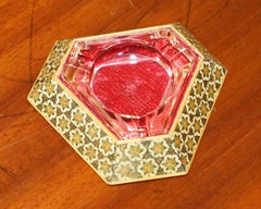 ANTIQUE PERSIAN ASHTRAY WiTH CRANBERRY GLASS TRIANGLE INTERNAL TRAY
