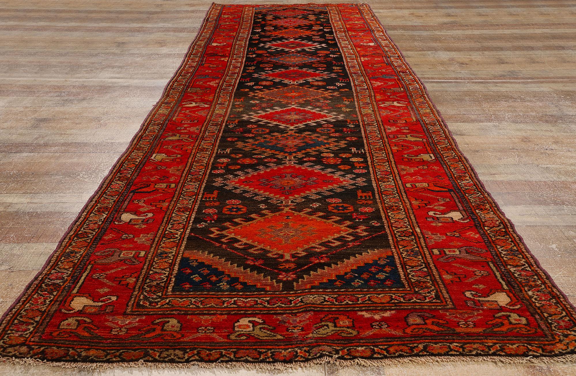 Antiker persischer Aserbaidschan-Teppich (Handgeknüpft) im Angebot