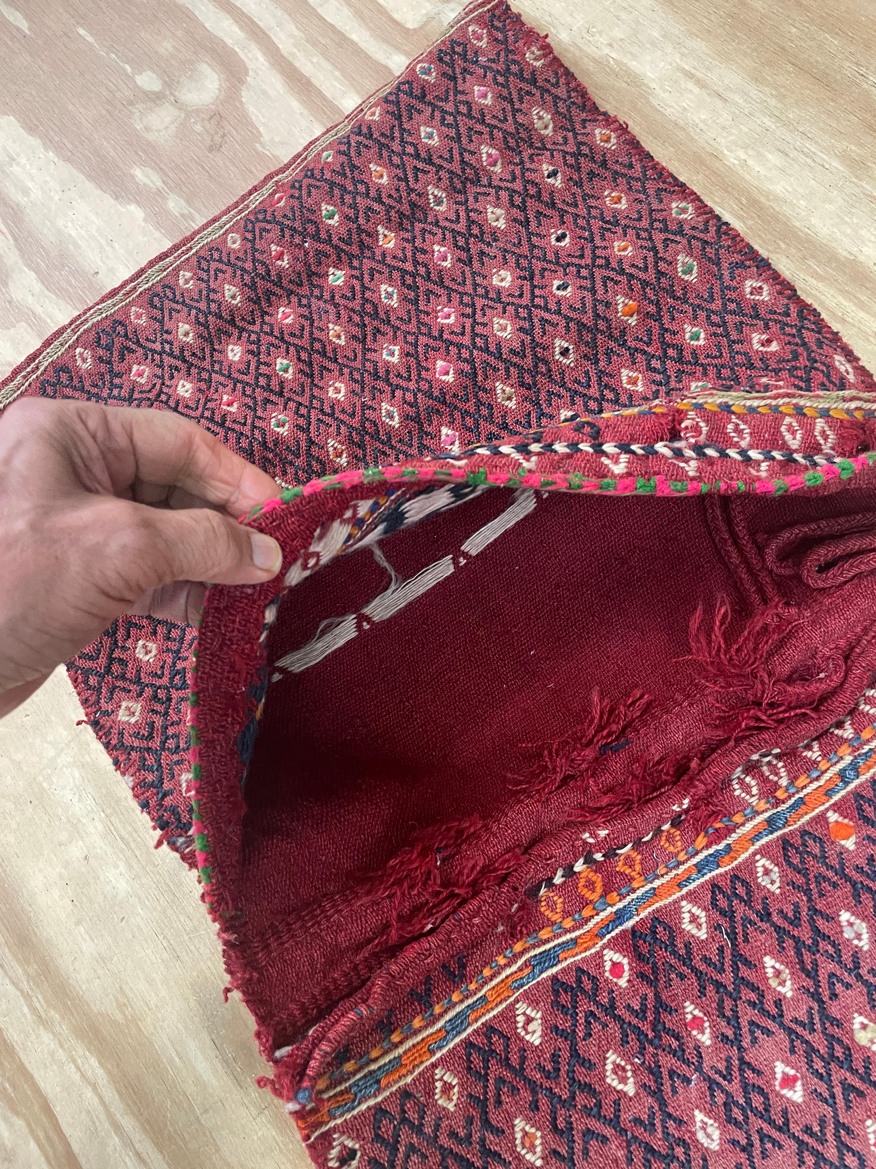 Bolsa de montar antigua persa azerbaiyana,  17