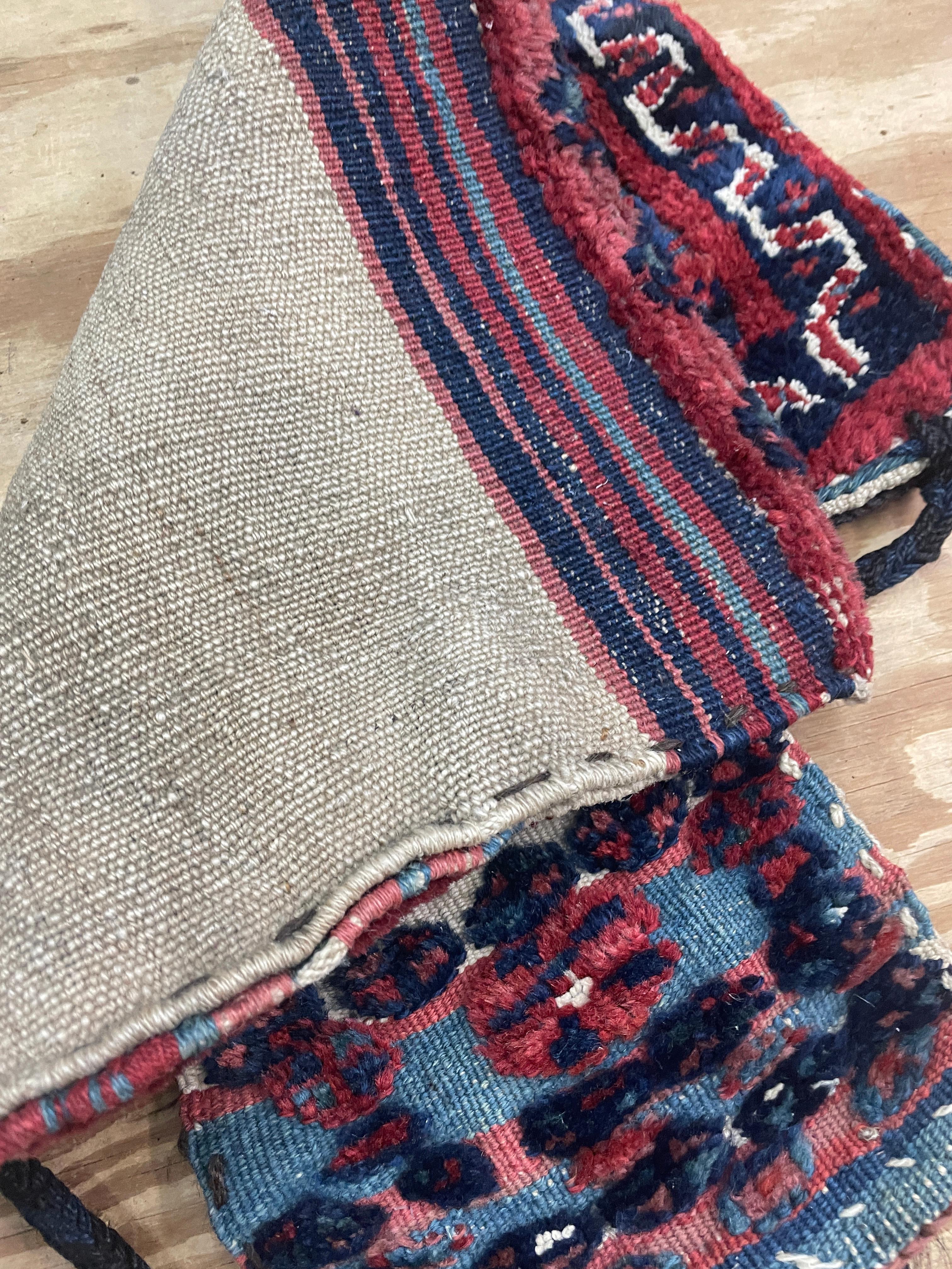 Kilim Antico sacchetto di sale persiano dell'Azerbaigian in vendita