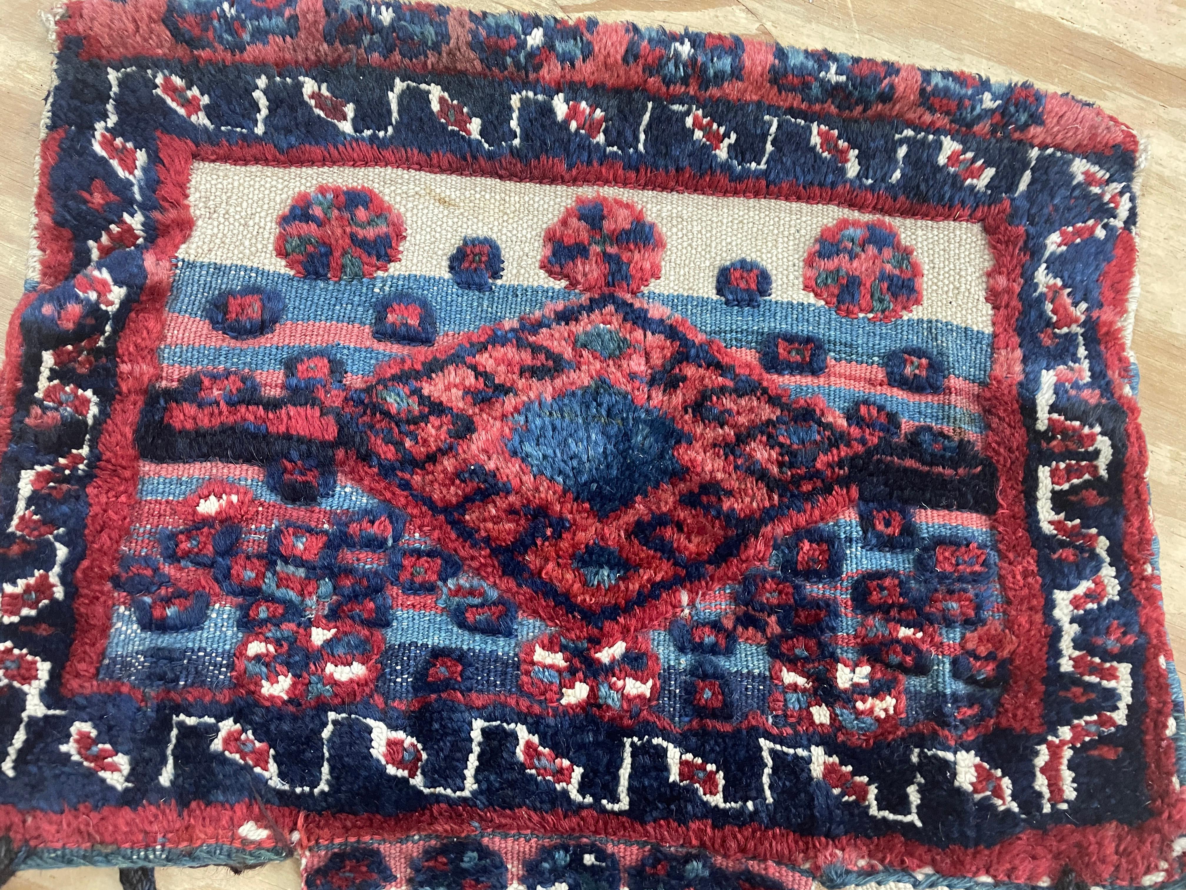 Annodato a mano Antico sacchetto di sale persiano dell'Azerbaigian in vendita