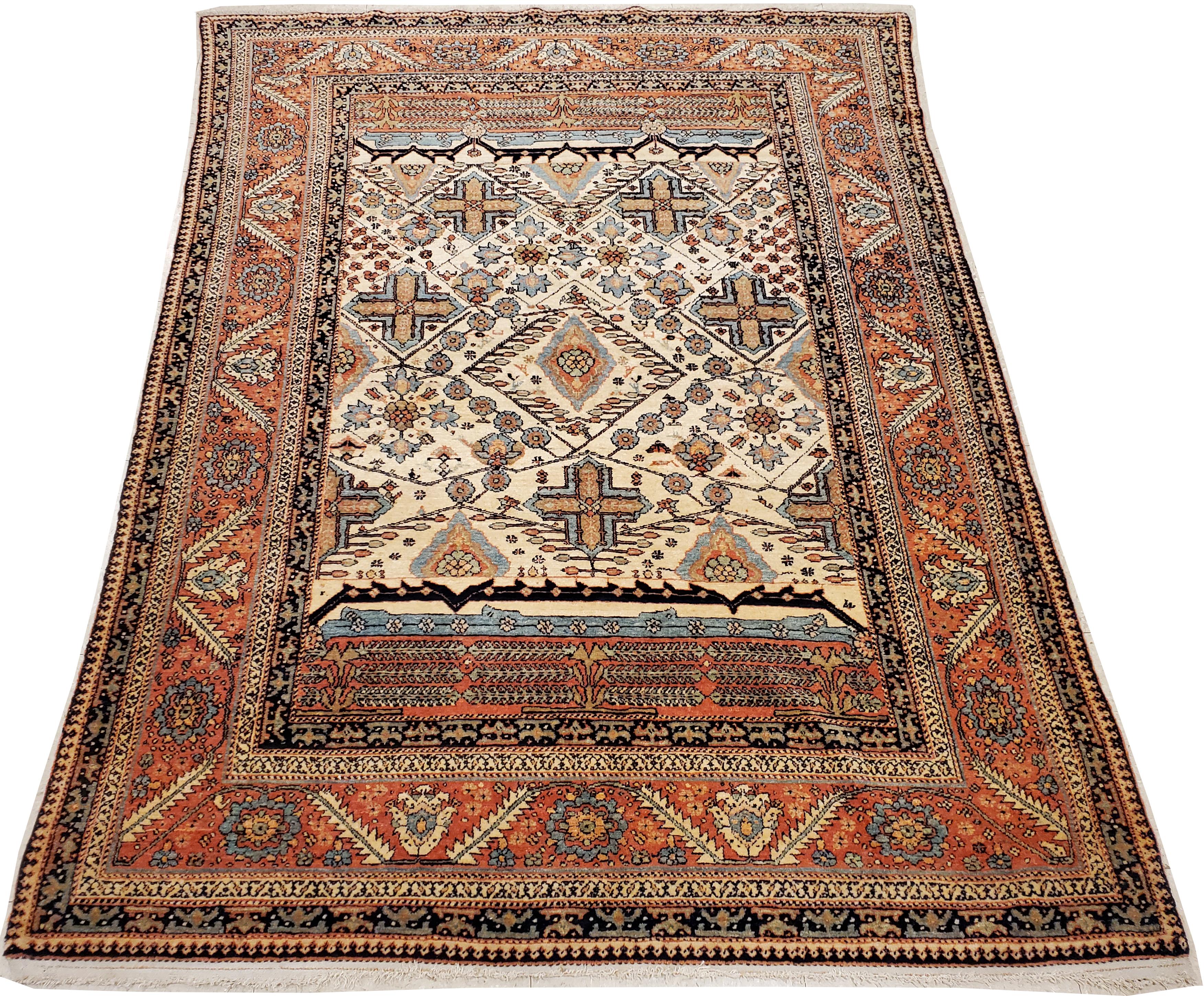 Antique Persian Bakhshaish Carpet, Handmade Wool Rug, Ivory and Rust For Sale 6