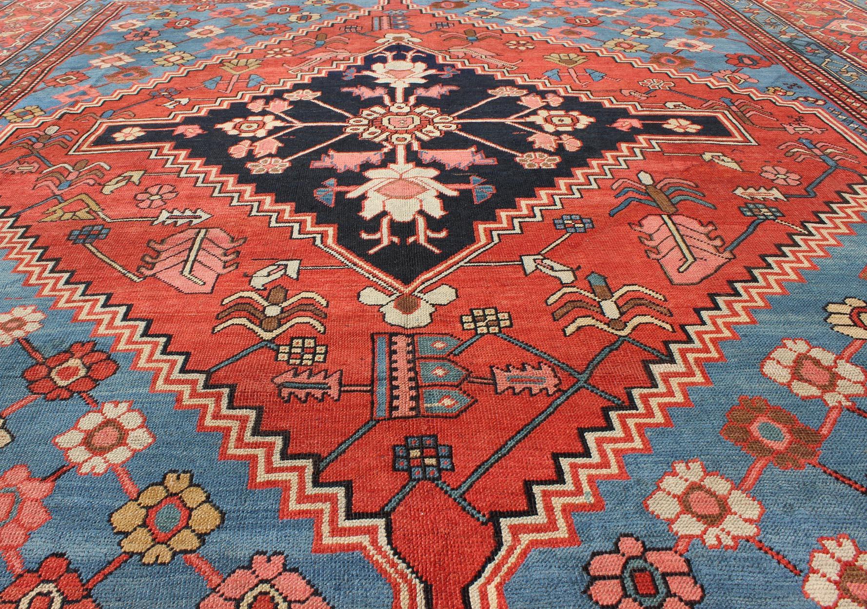 Antique Persian Bakhshaish Carpet with a Unique Geometric Medallion and Design For Sale 2
