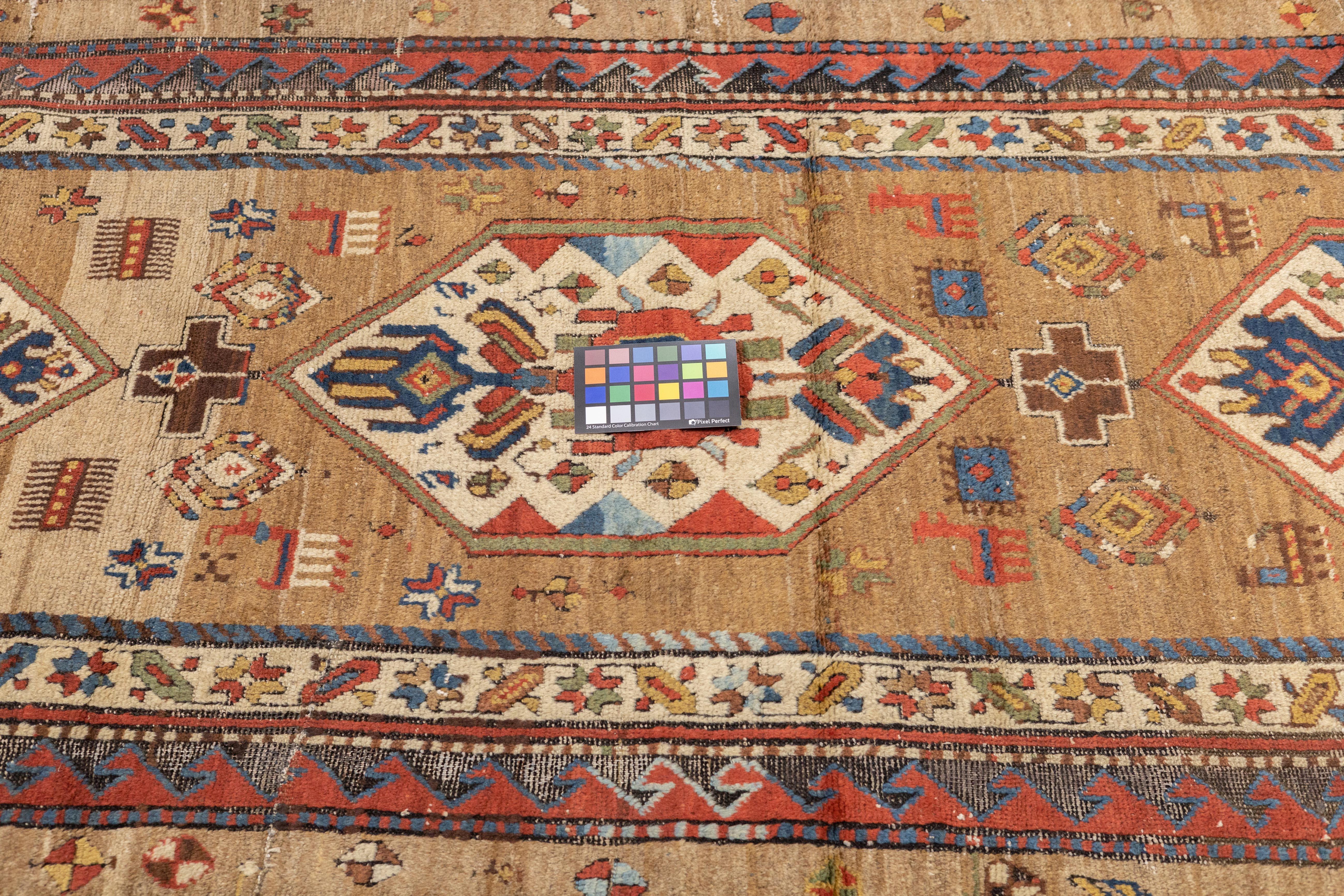 Antiker persischer Bakhshayesh-Teppich 3'6'' x 8'9'' im Angebot 4