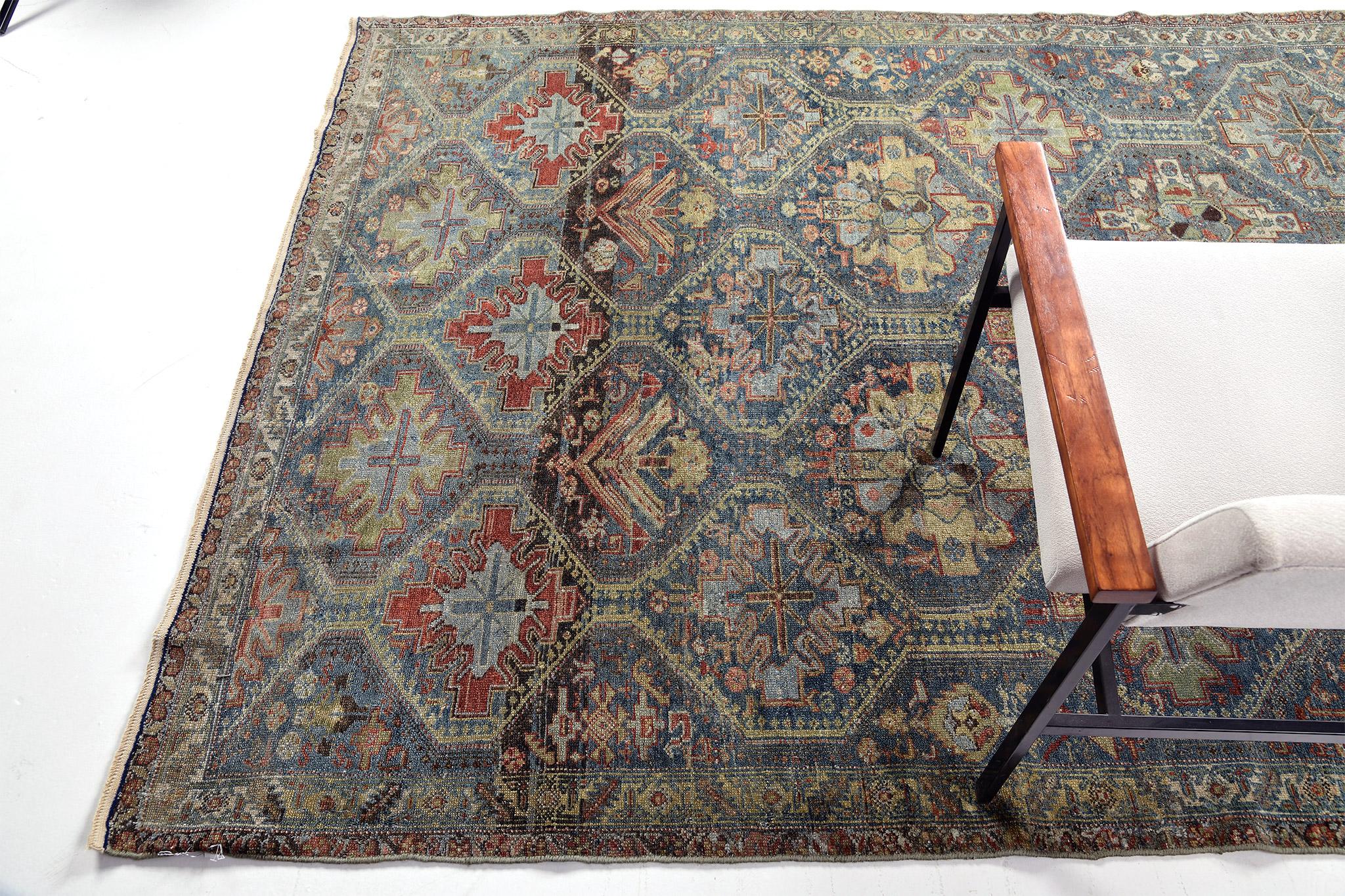 Antiker persischer Bakhtiar (Persisch) im Angebot