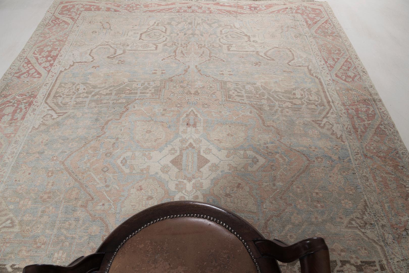 Late 19th Century Antique Persian Bakhtiar Rug For Sale