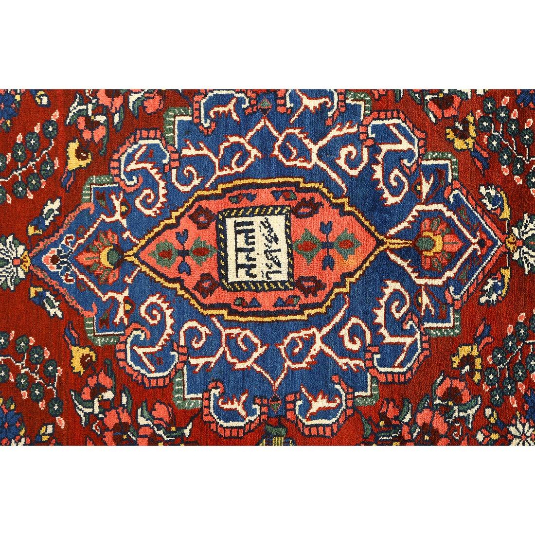 Noué à la main Tapis persan ancien Bakhtiar - Taille : 6'10x4'1 en vente