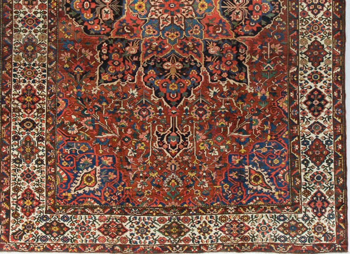 Antique Persian Bakhtiari Rug, circa 1890 12'7 x 18'6 In Good Condition For Sale In Secaucus, NJ