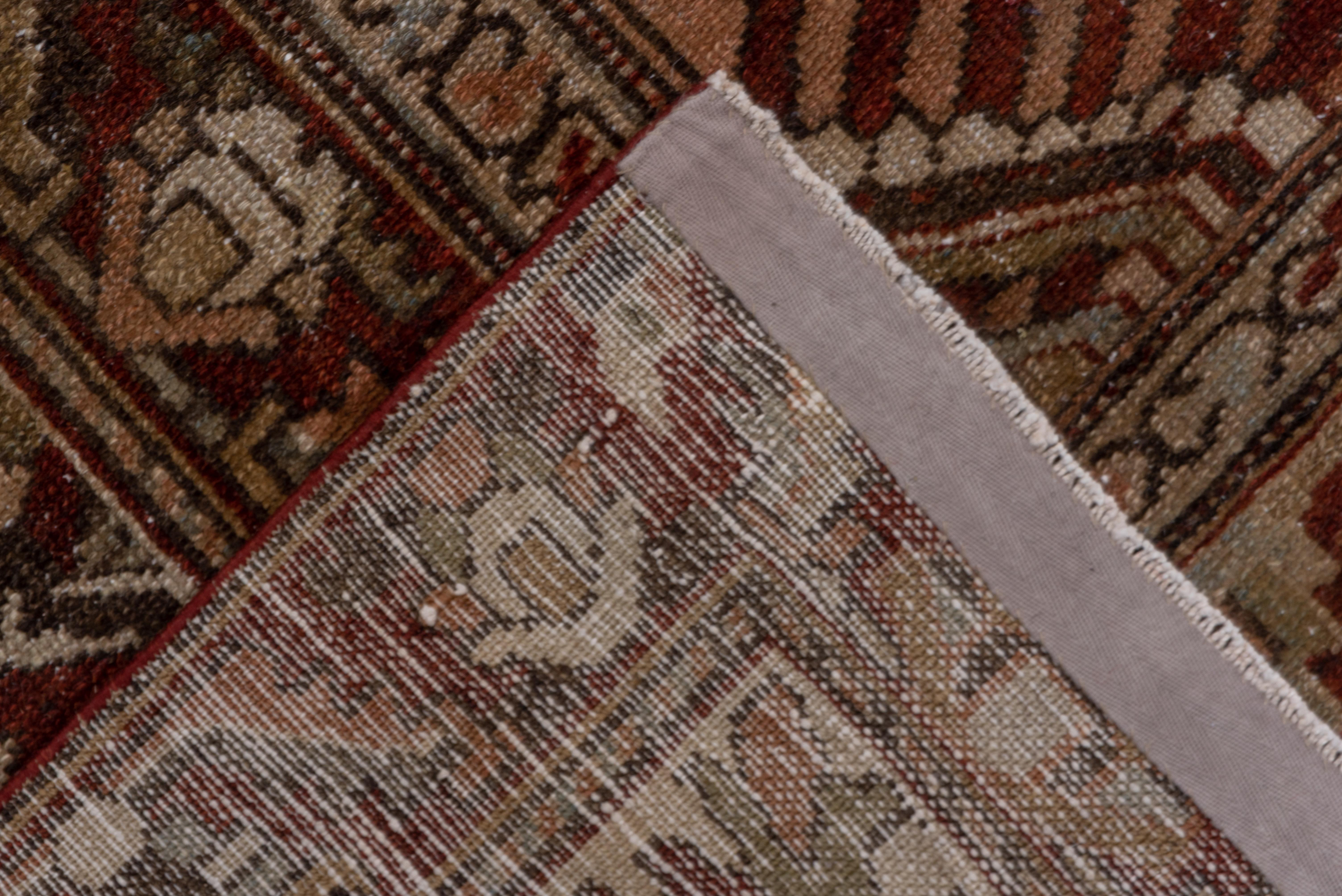 Early 20th Century Antique Persian Bakhtiari Carpet, circa 1920s For Sale