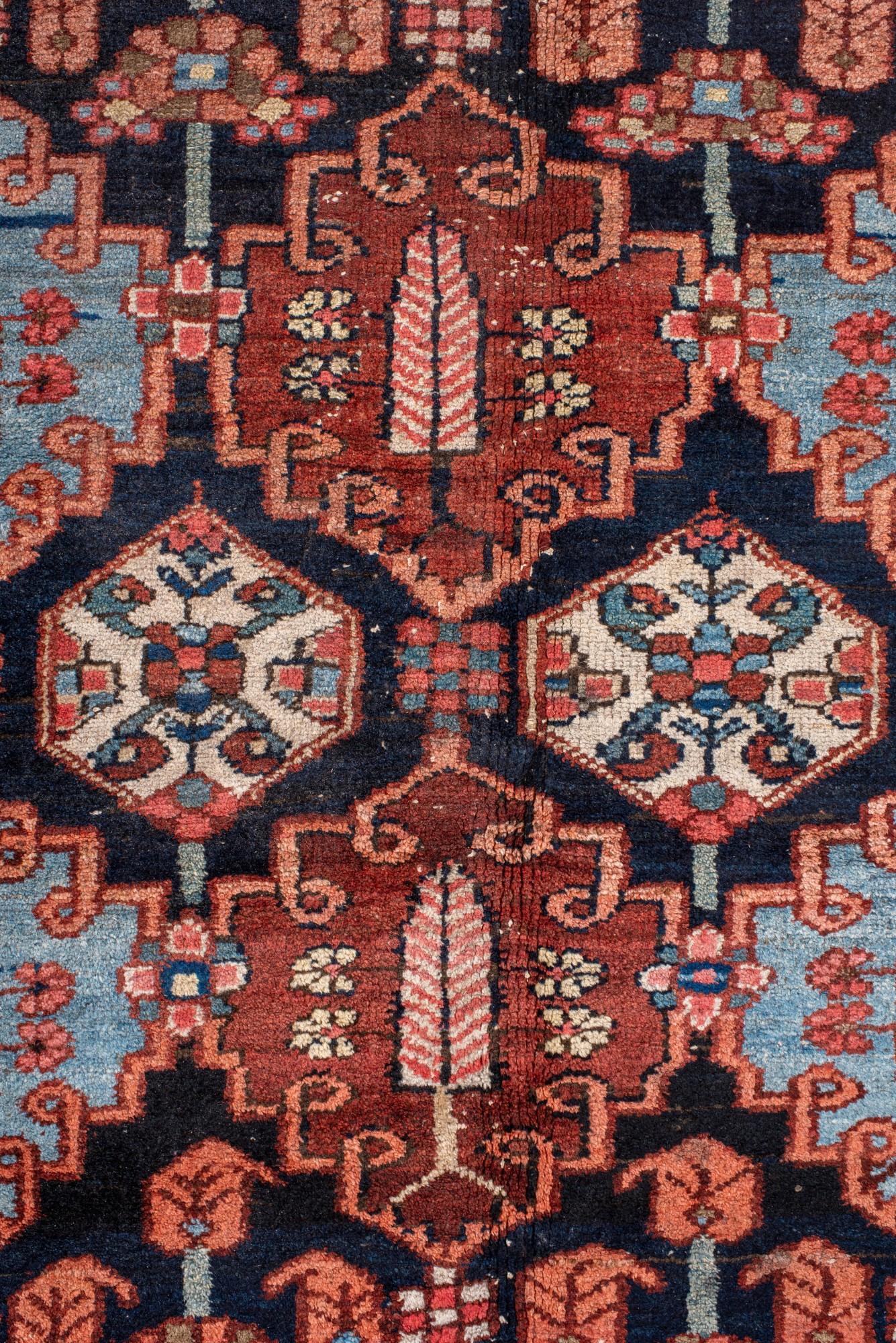 Alfombra persa antigua Bakhtiari Garden Panel Anudado a mano en venta