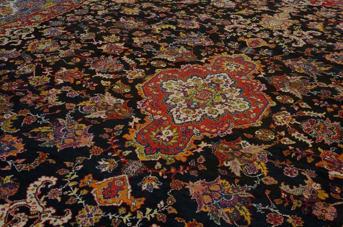 Mid 20th Century  Persian Bakhtiari Carpet ( 15'6