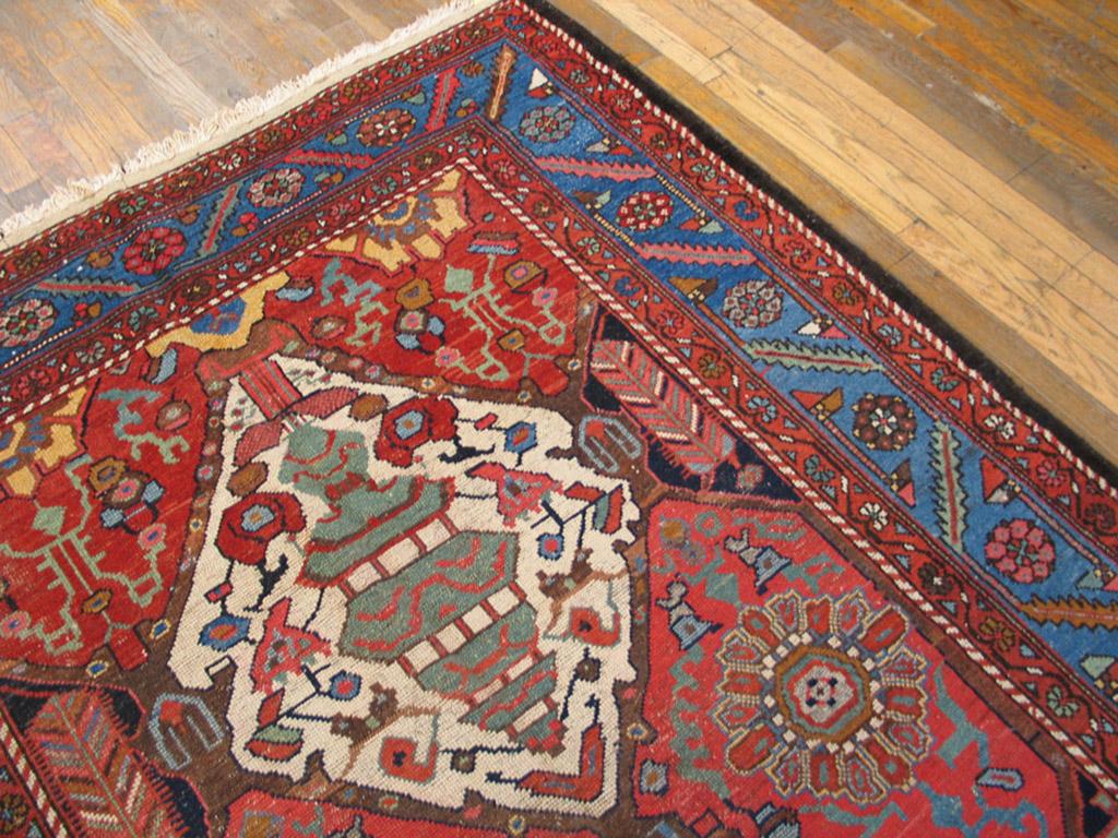 Noué à la main Tapis persan ancien Bakhtiari en vente