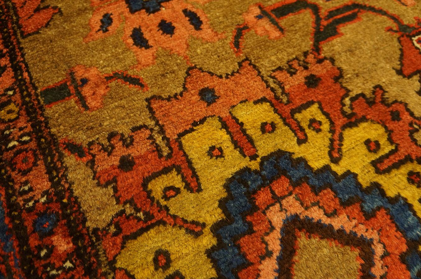 Late 19th Century Persian Bakhtiari Gallery Carpet (6'2