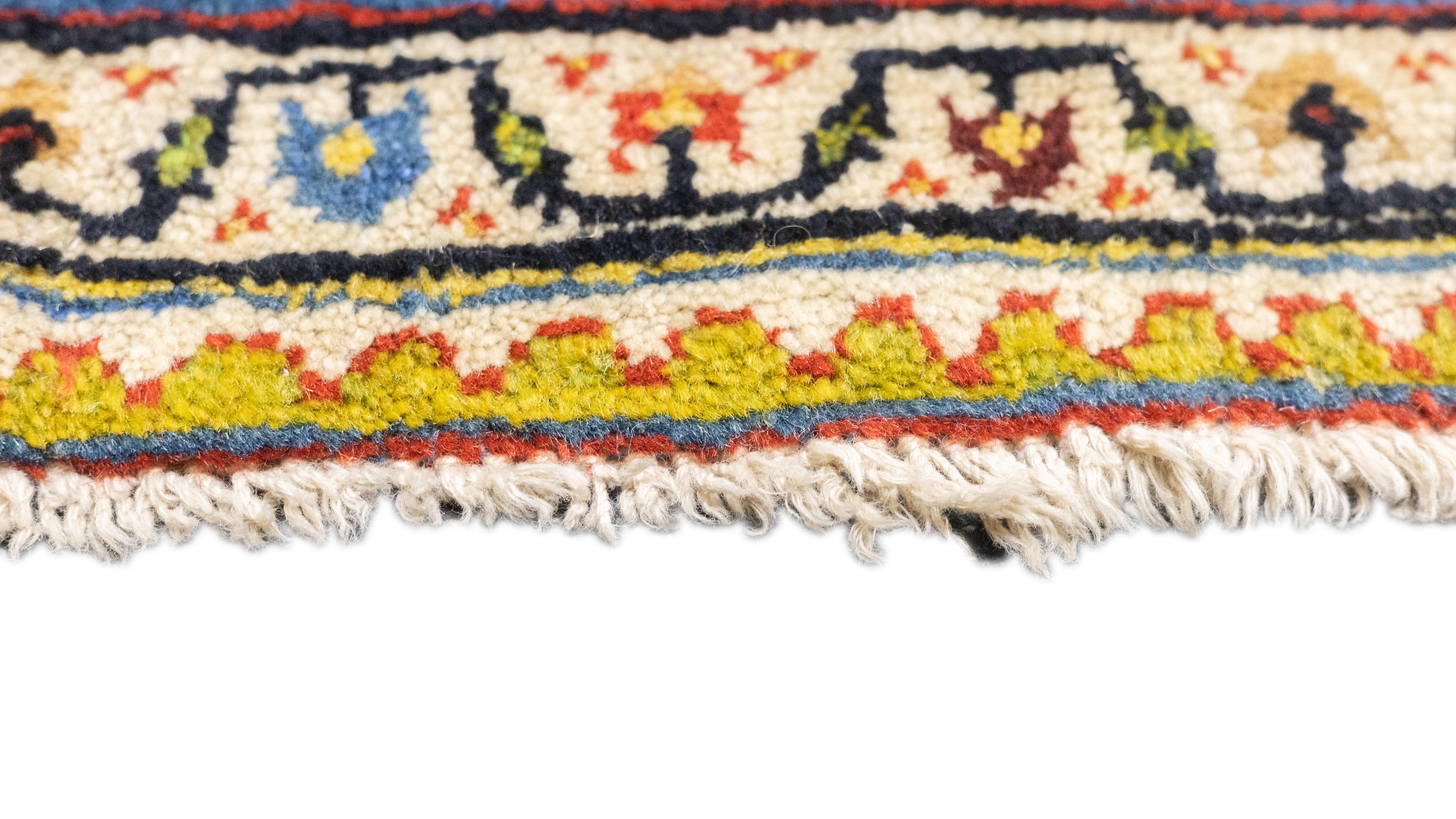 Antiker persischer Bakhtiari-Teppich 8'7'' x 11'1'' im Zustand „Gut“ im Angebot in New York, NY