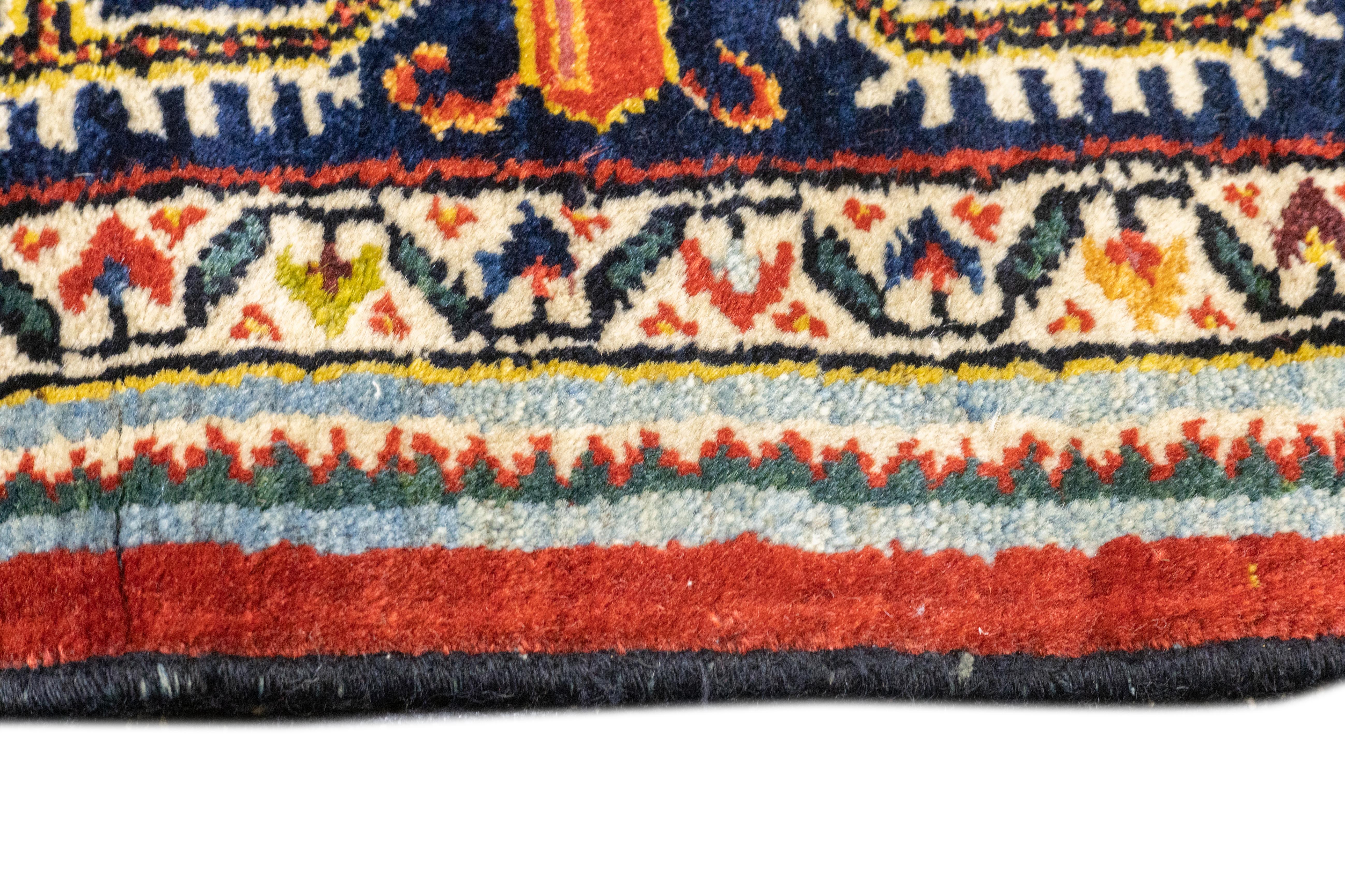 Antiker persischer Bakhtiari-Teppich 8'7'' x 11'1'' im Angebot 2