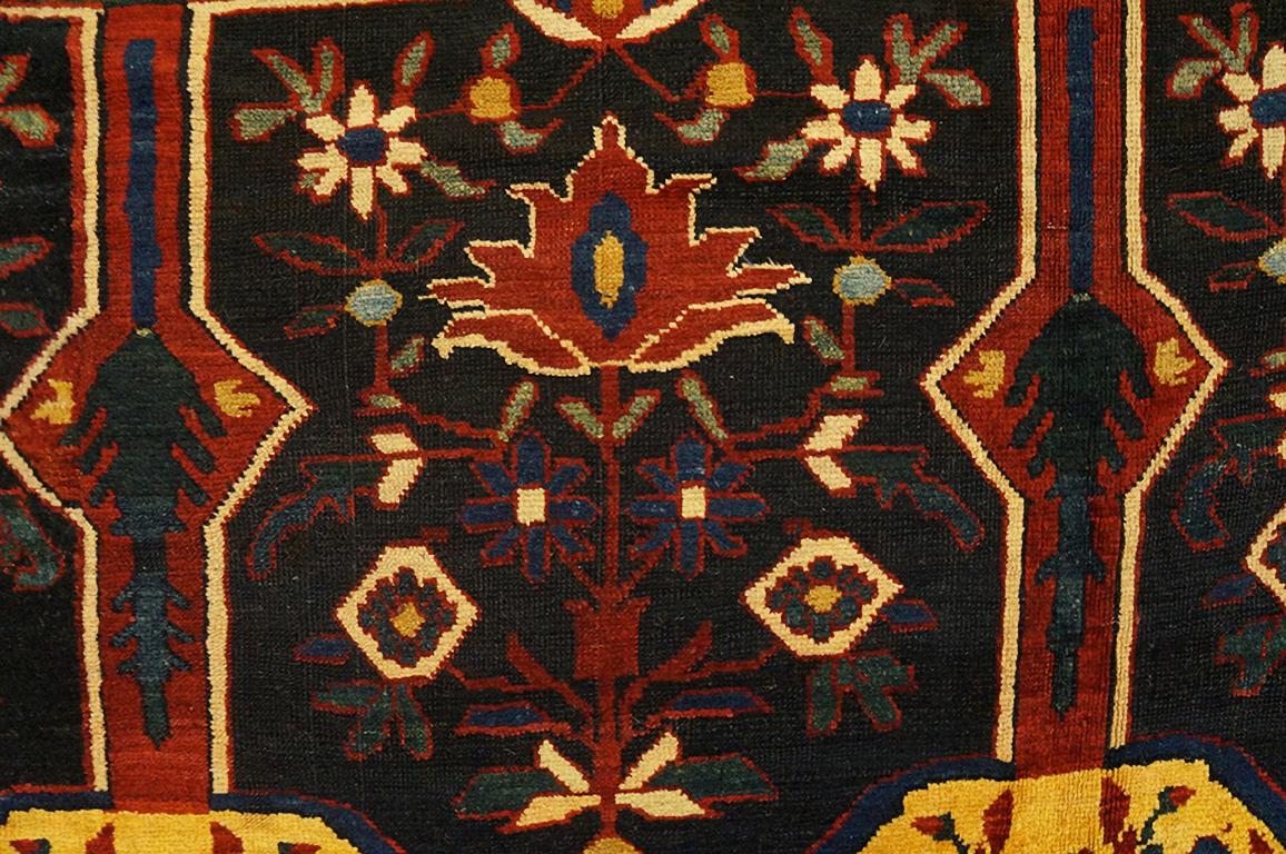 19th Century S. Persian Bakhtiari Carpet ( 15'2