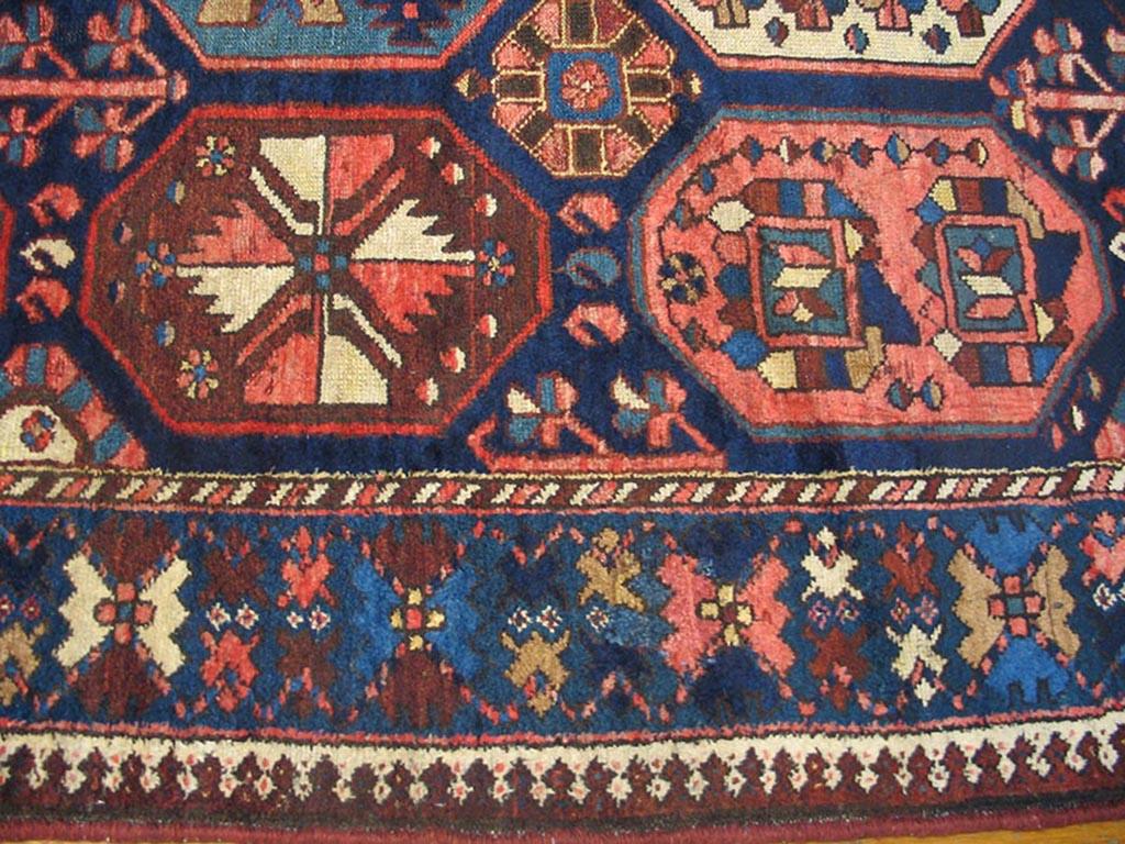 Wool Early 20th Century Persian Bakhtiari Carpet ( 5'2