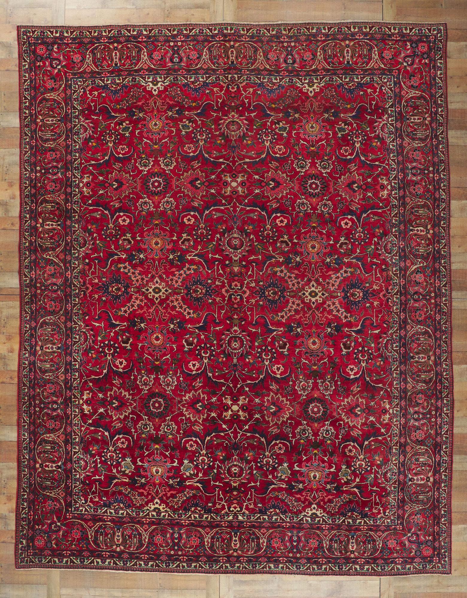Antique Persian Bakhtiari Rug In Good Condition For Sale In Dallas, TX