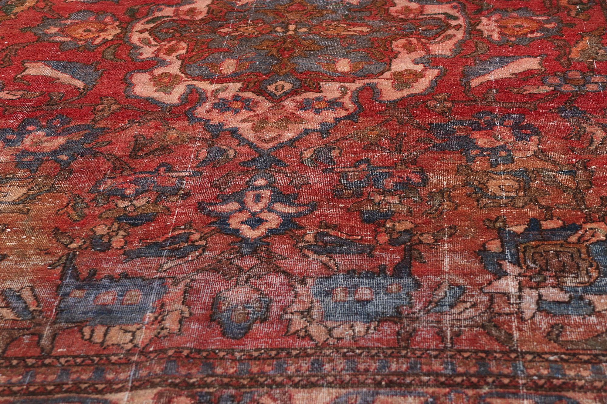Antique Persian Bakhtiari Rug In Distressed Condition For Sale In Dallas, TX