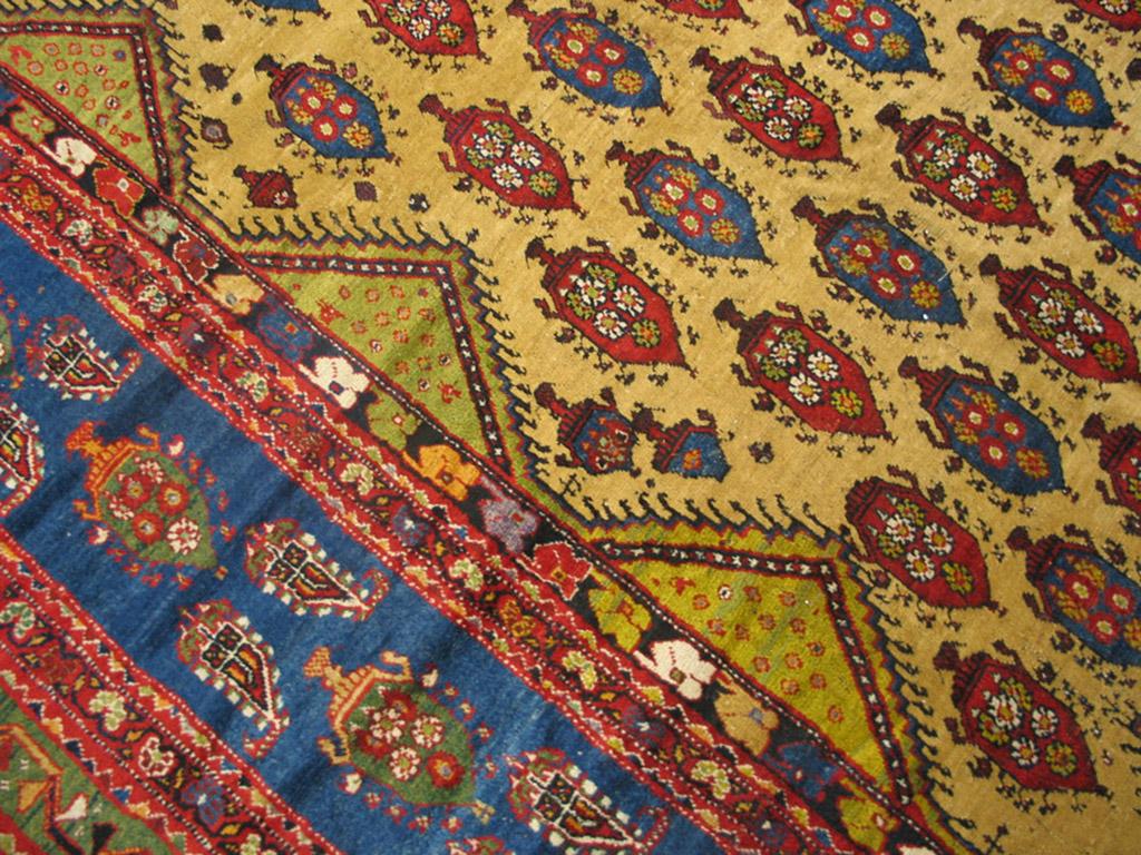 19th Century Persian Bakhtiari Carpet ( 11'10