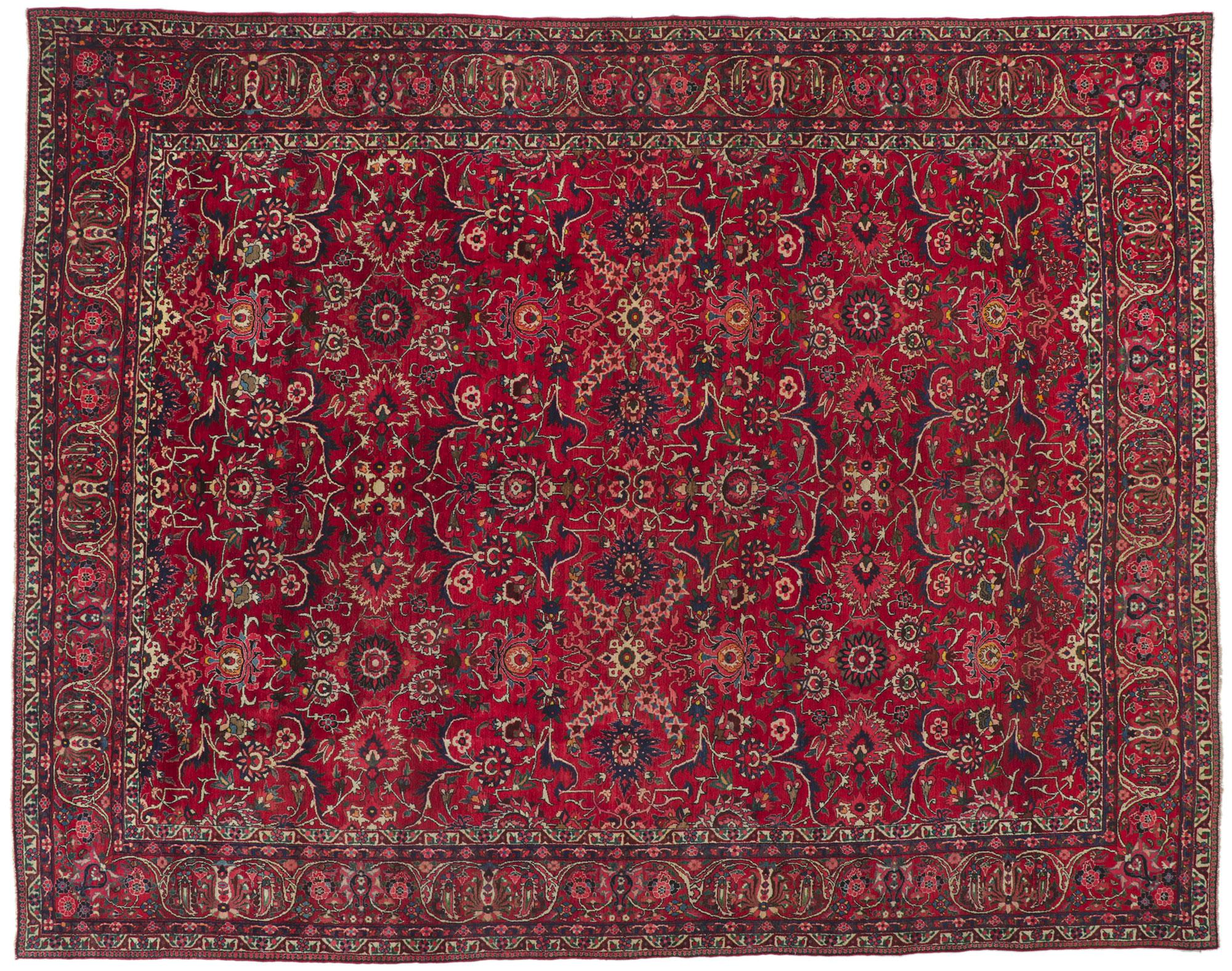 1920's Persian Bakhtiari Carpet with Traditional Style For Sale 2