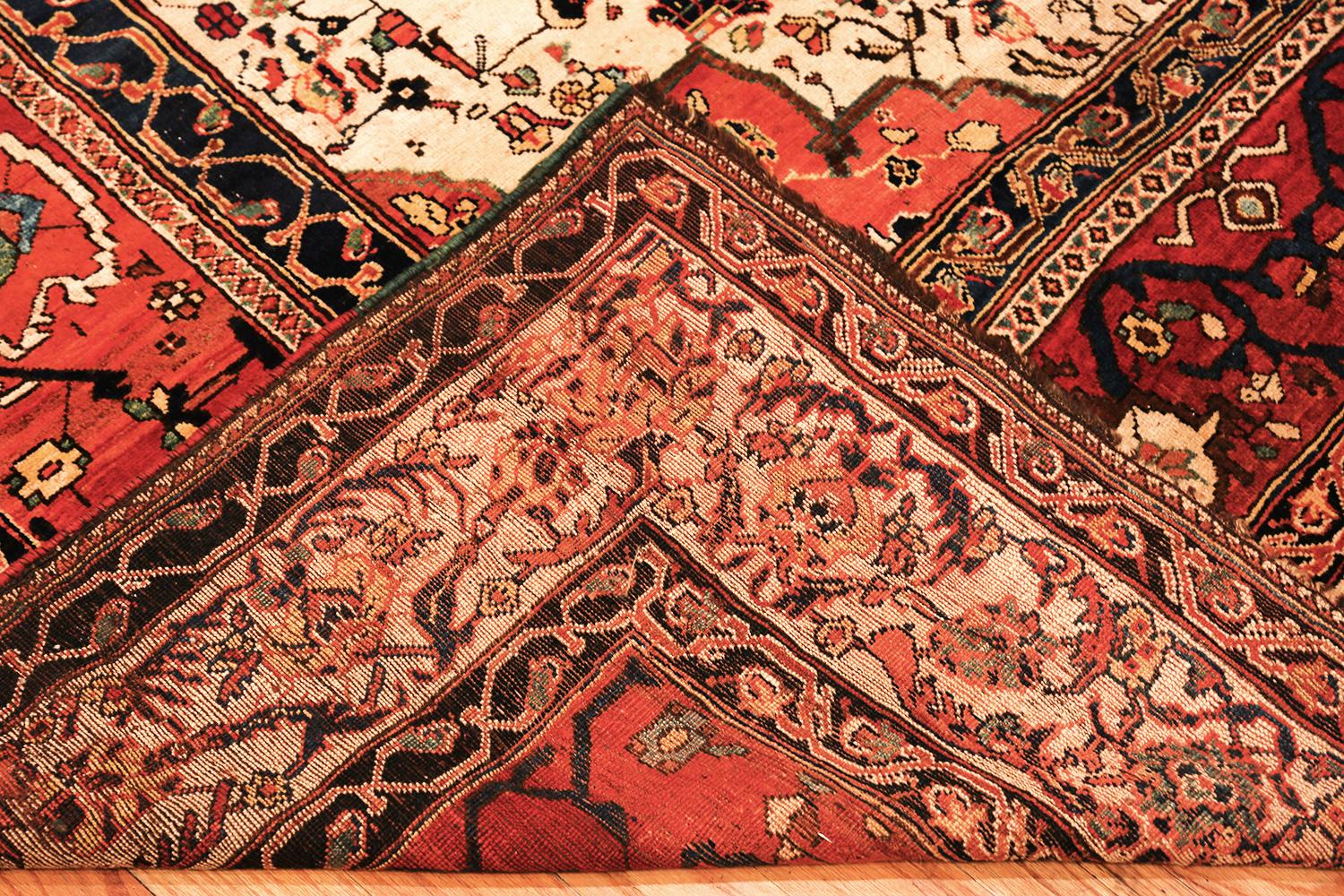 Antique Persian Bakhtiari Rug. Size: 11 ft 8 in x 14 ft (3.56 m x 4.27 m) 1