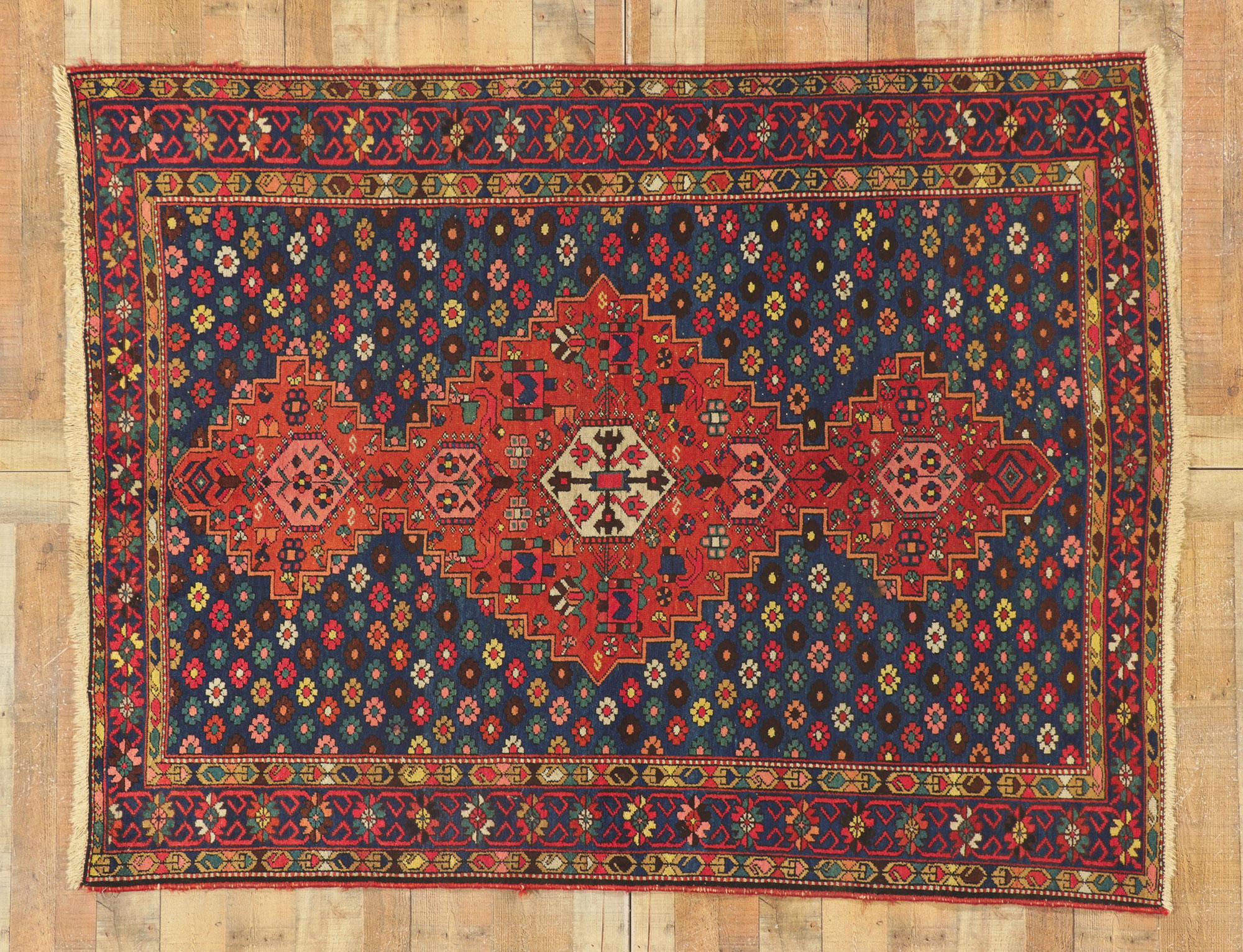 Antiker persischer Bachtiari-Teppich im Angebot 1