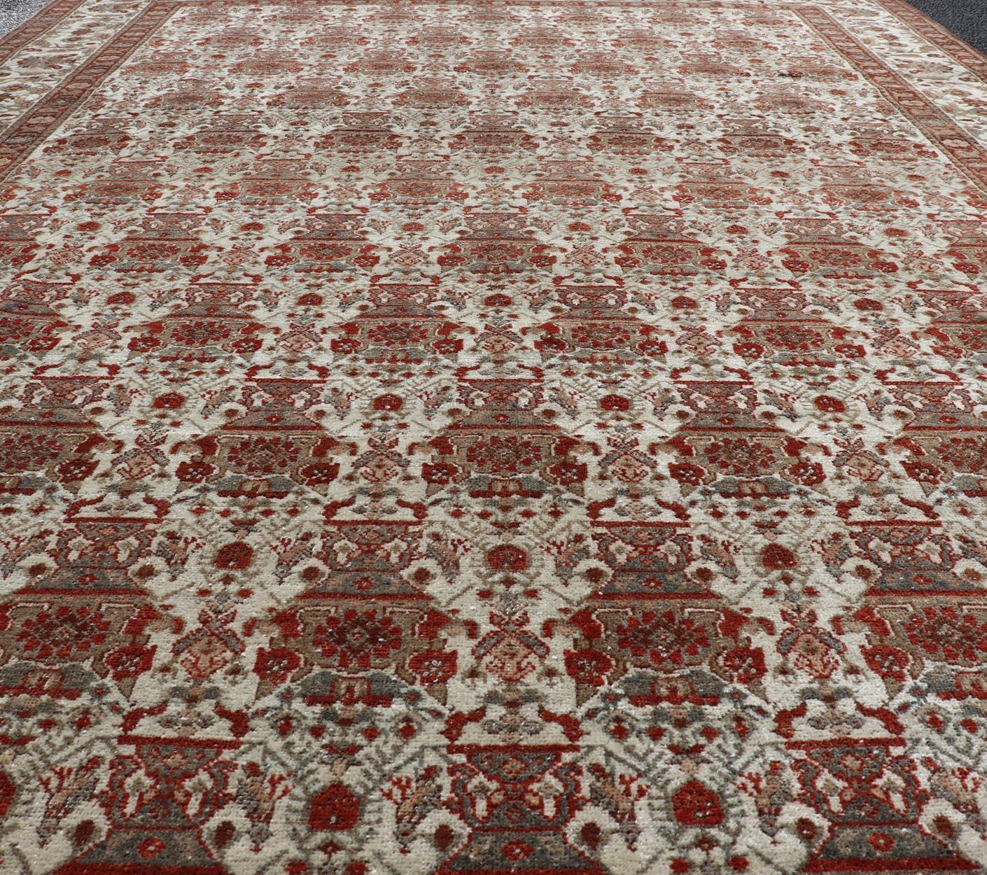 20ième siècle Tapis persan ancien Bakhtiari avec un élégant motif floral sur toute sa surface 6'7 x 9'9 en vente