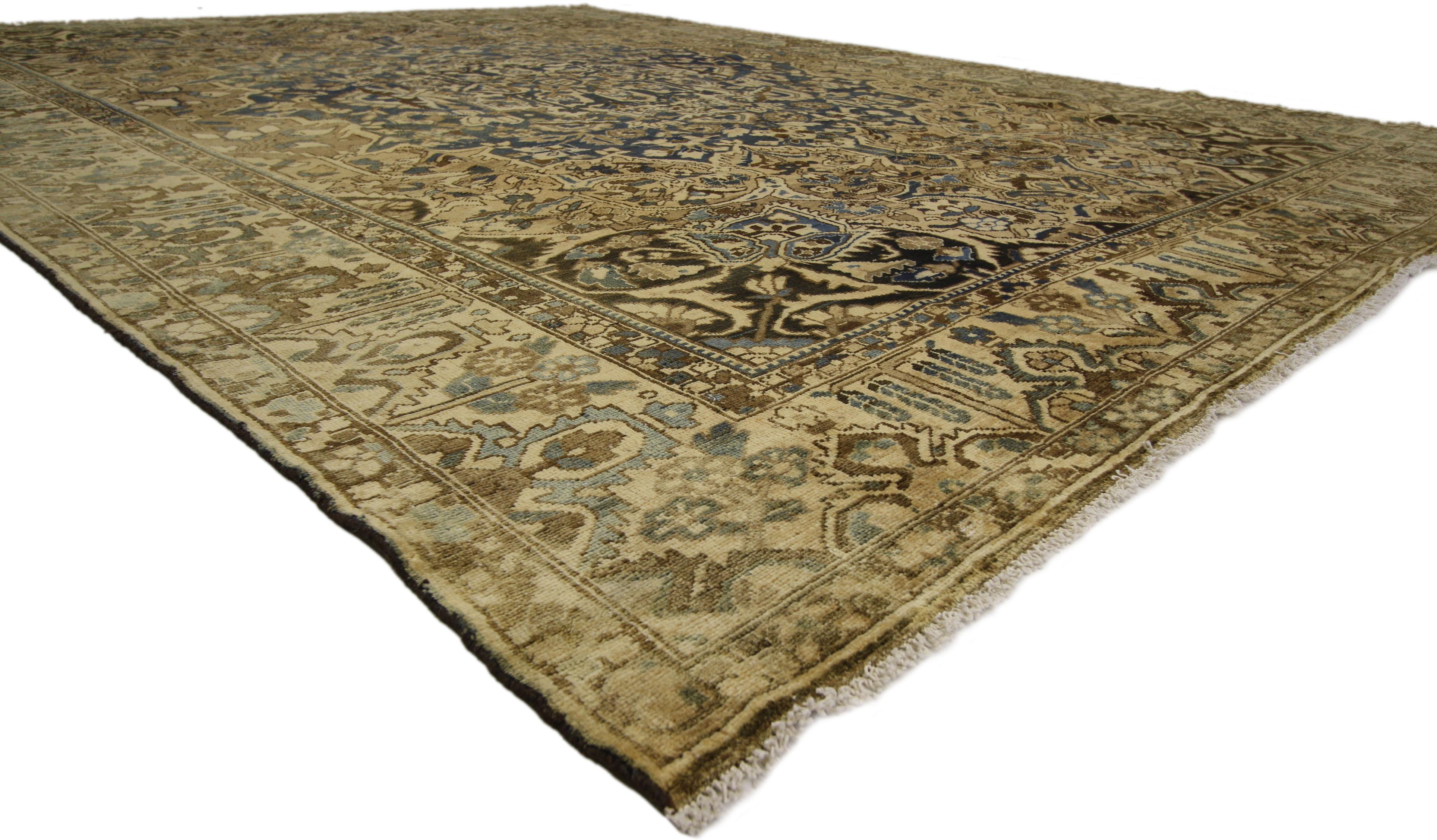 Hand-Knotted Antique Persian Bakhtiari Rug with in Traditional Modern Style For Sale