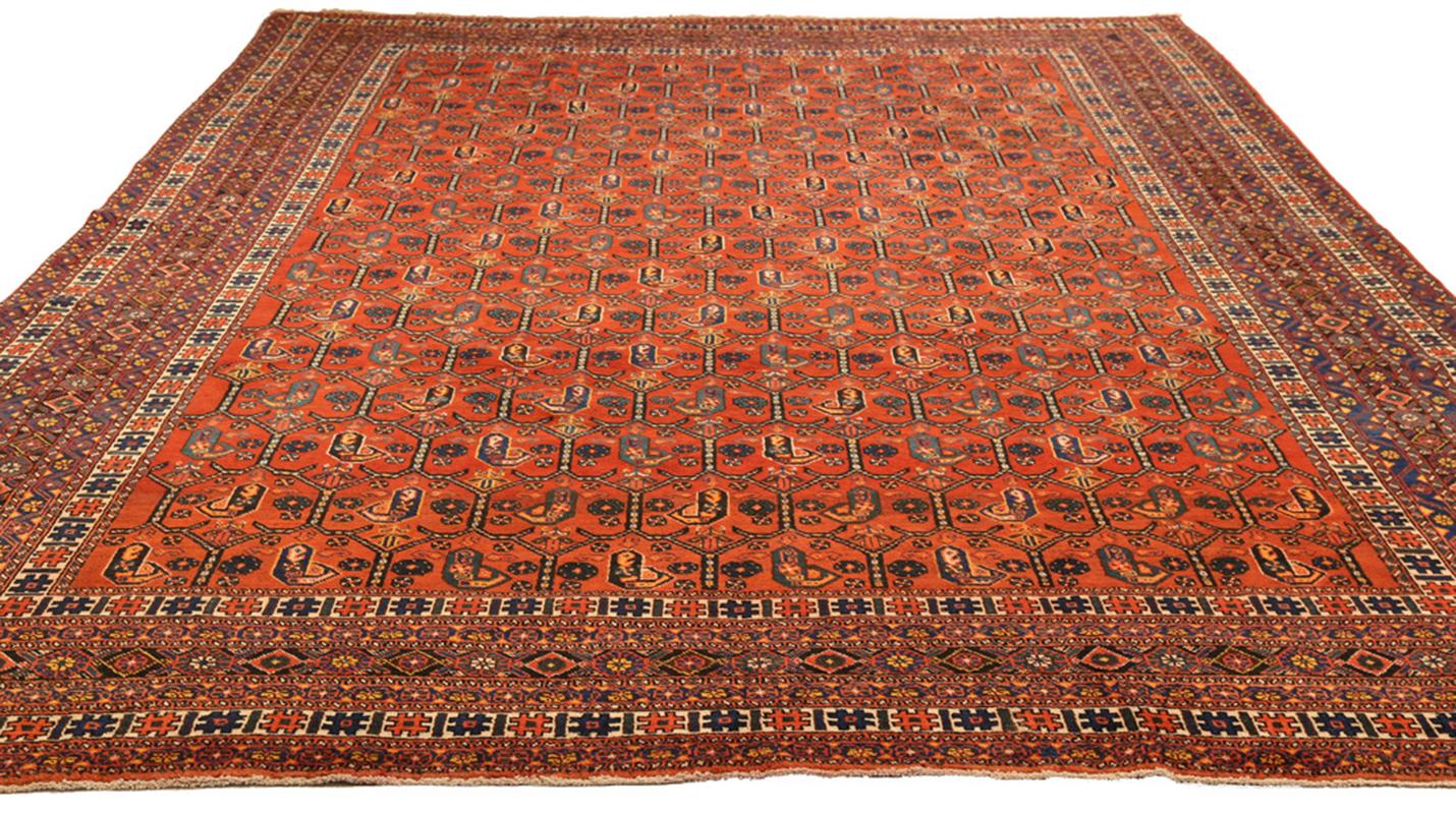 Antique Persian Bakhtiari Rug with Incredible Geometric Details, circa 1940s For Sale 2