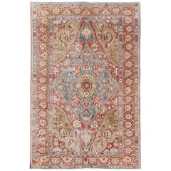 Tapis persan ancien Bakhtiari avec motifs de médaillons floraux superposés et motifs