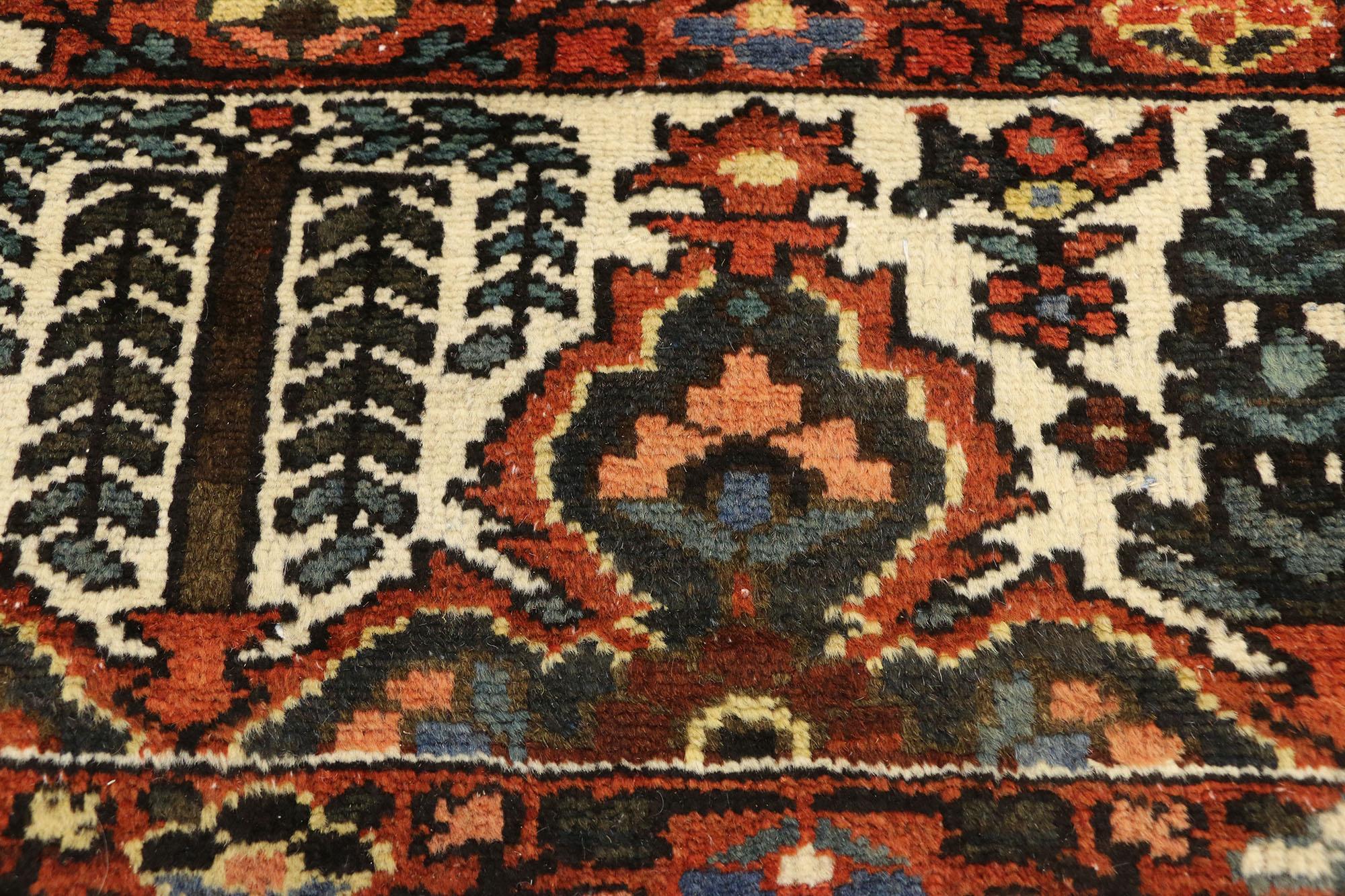 Antique Persian Bakhtiari Carpet with Traditional Style For Sale 3