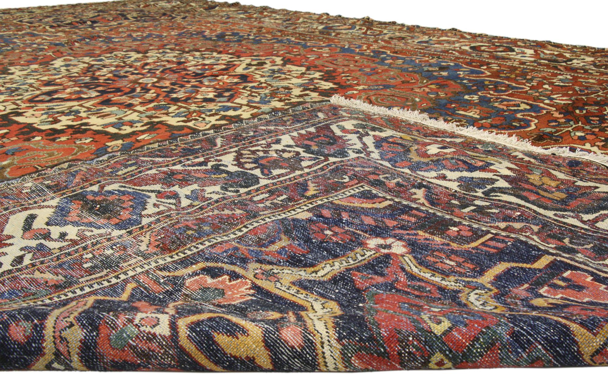 Antique Persian Bakhtiari Rug with Traditional Modern Style In Good Condition In Dallas, TX