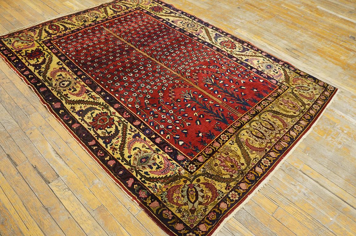 Late 19th Century Persian Bakhtiari Tree of Life Carpet (4'7